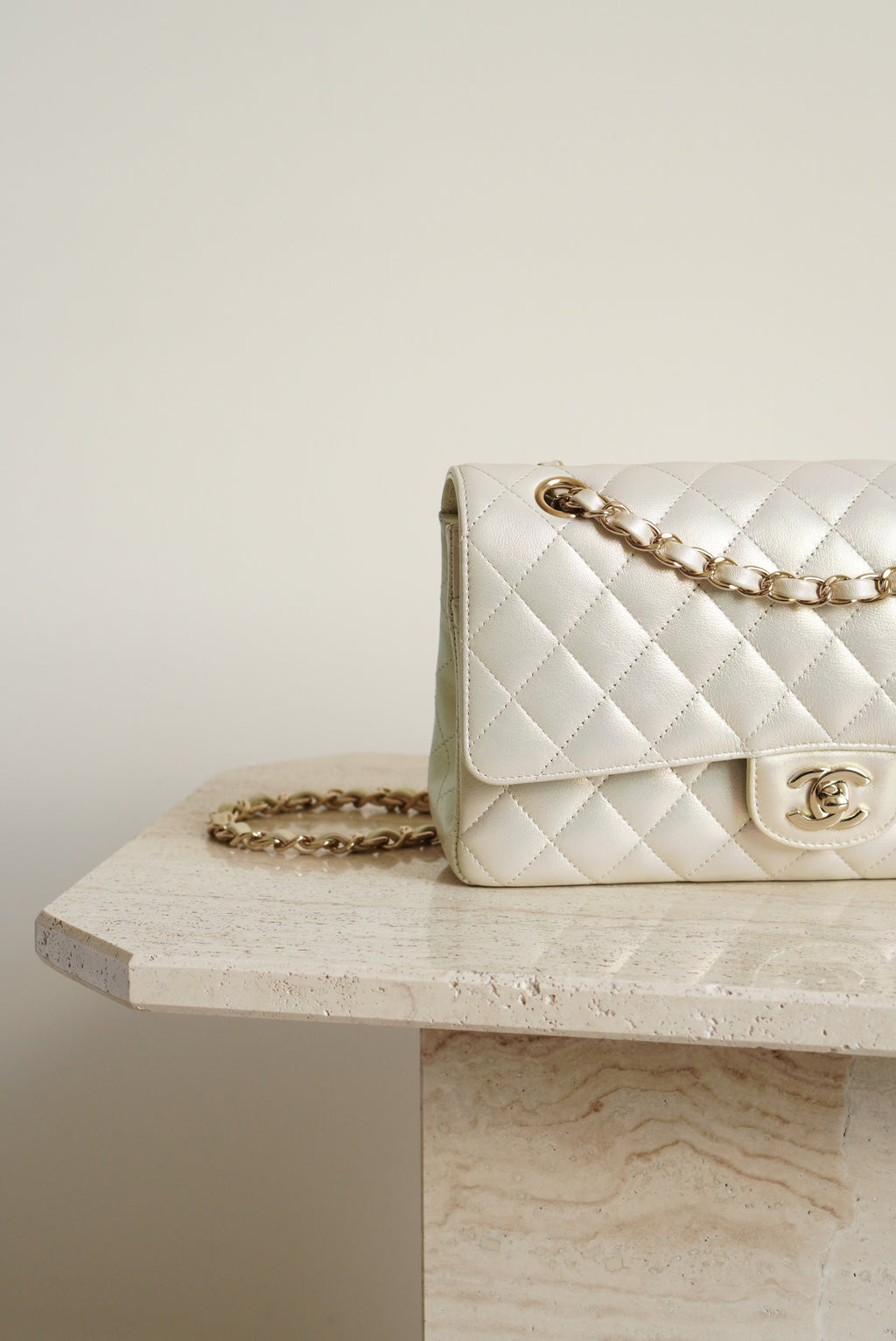 CHANEL CLASSIC MEDIUM DOUBLE FLAP | IRIDESCENT IVORY