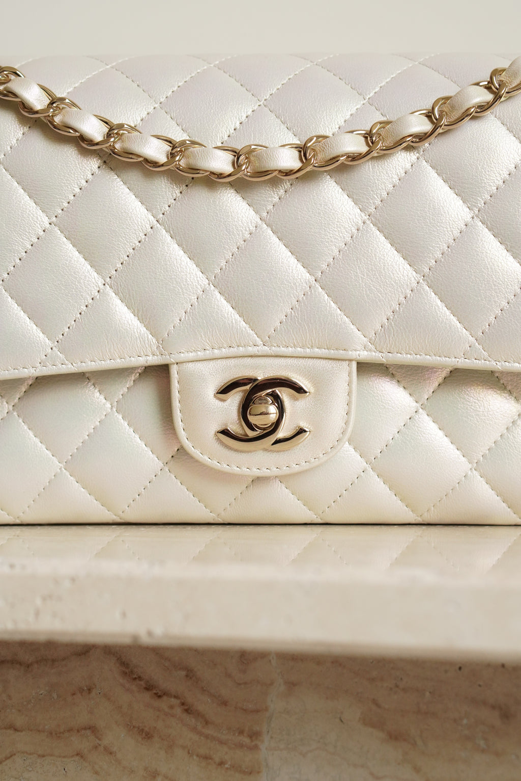 CHANEL CLASSIC MEDIUM DOUBLE FLAP | IRIDESCENT IVORY
