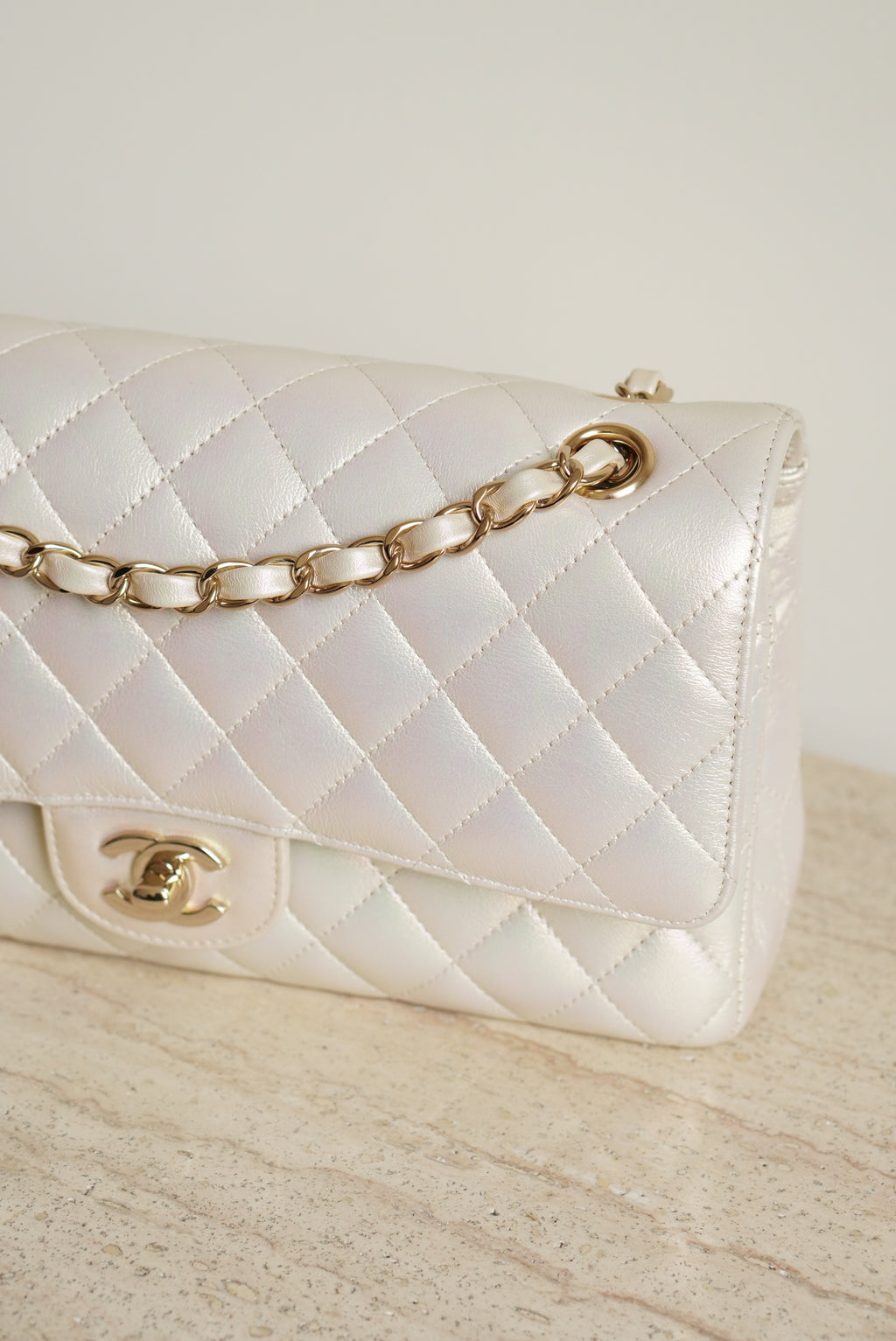 CHANEL CLASSIC MEDIUM DOUBLE FLAP | IRIDESCENT IVORY