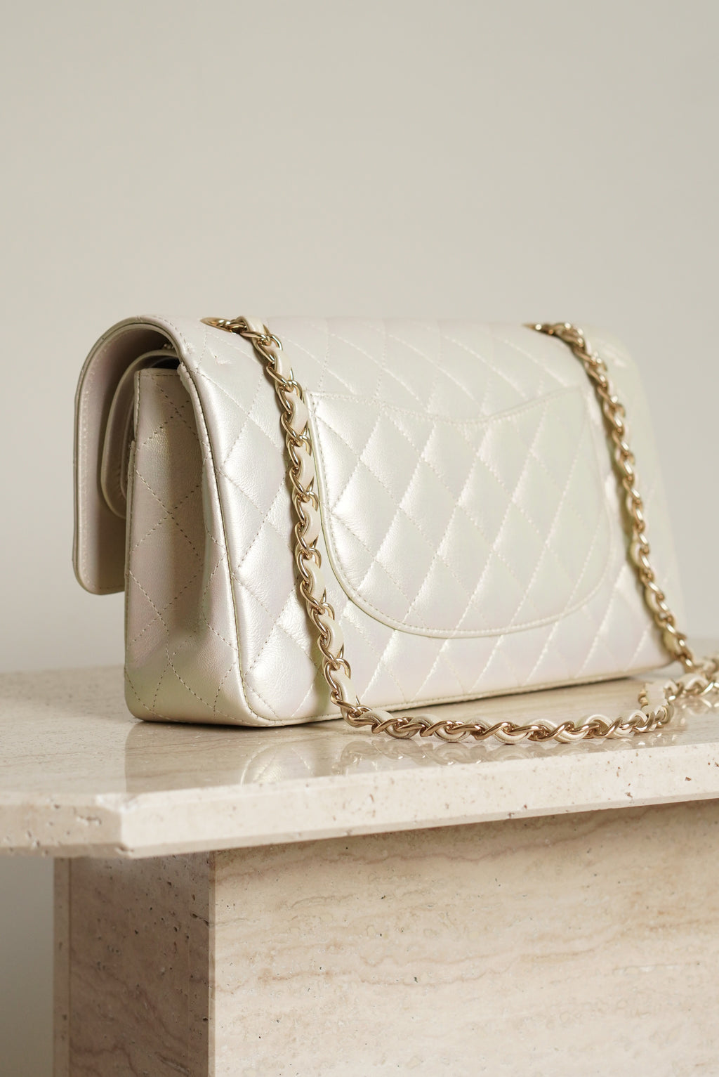 CHANEL CLASSIC MEDIUM DOUBLE FLAP | IRIDESCENT IVORY