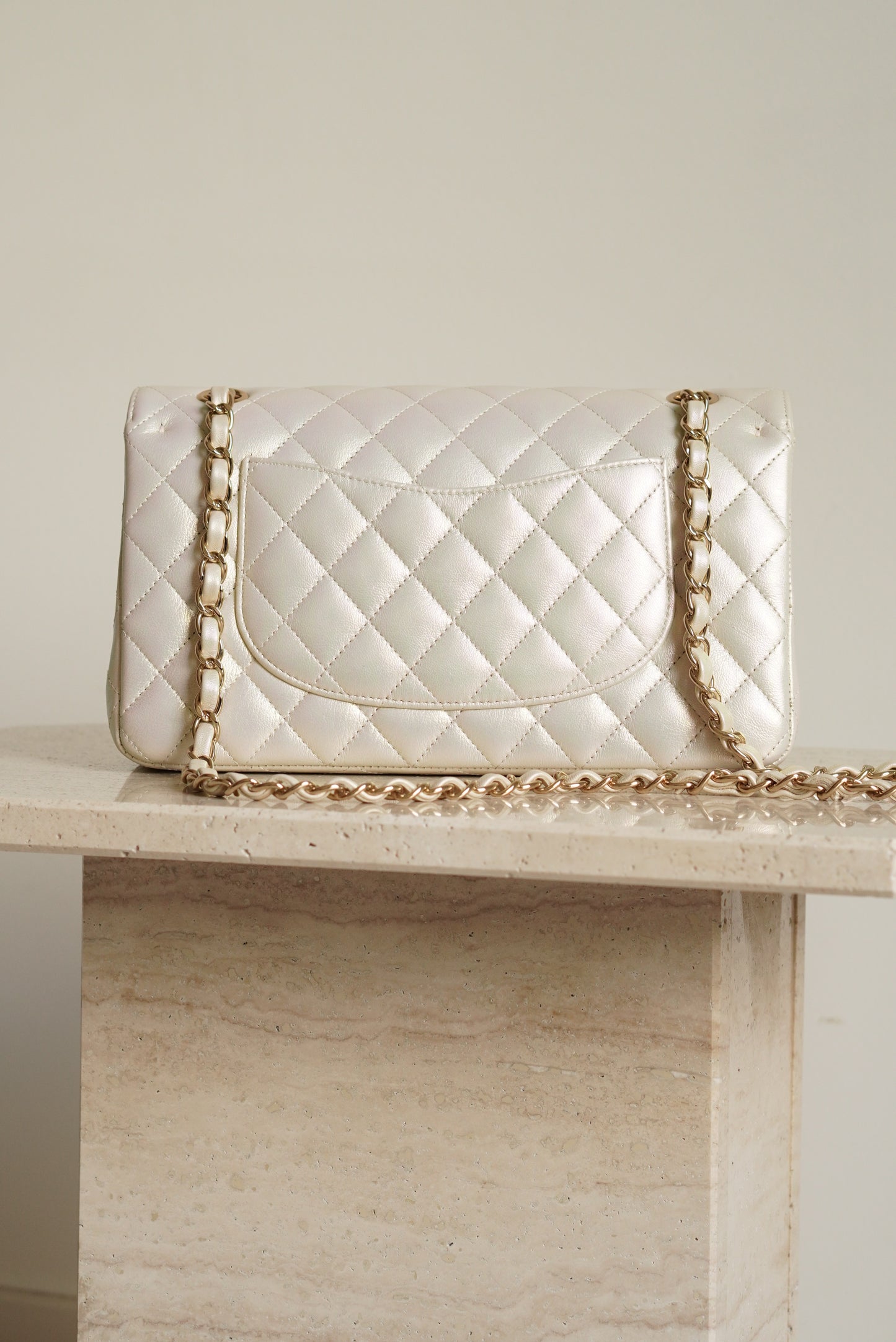 CHANEL CLASSIC MEDIUM DOUBLE FLAP | IRIDESCENT IVORY