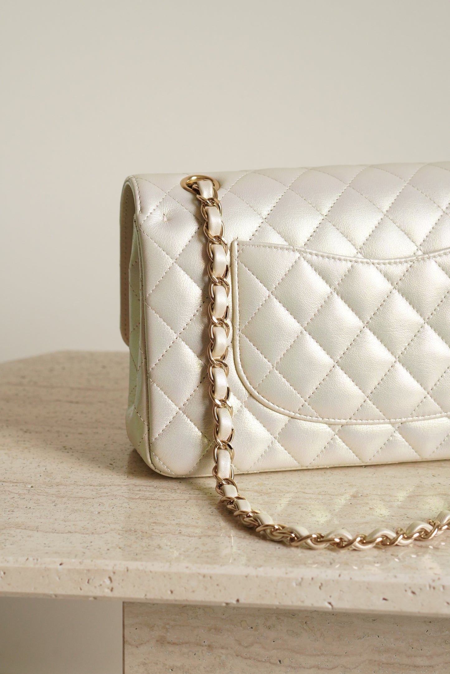 CHANEL CLASSIC MEDIUM DOUBLE FLAP | IRIDESCENT IVORY