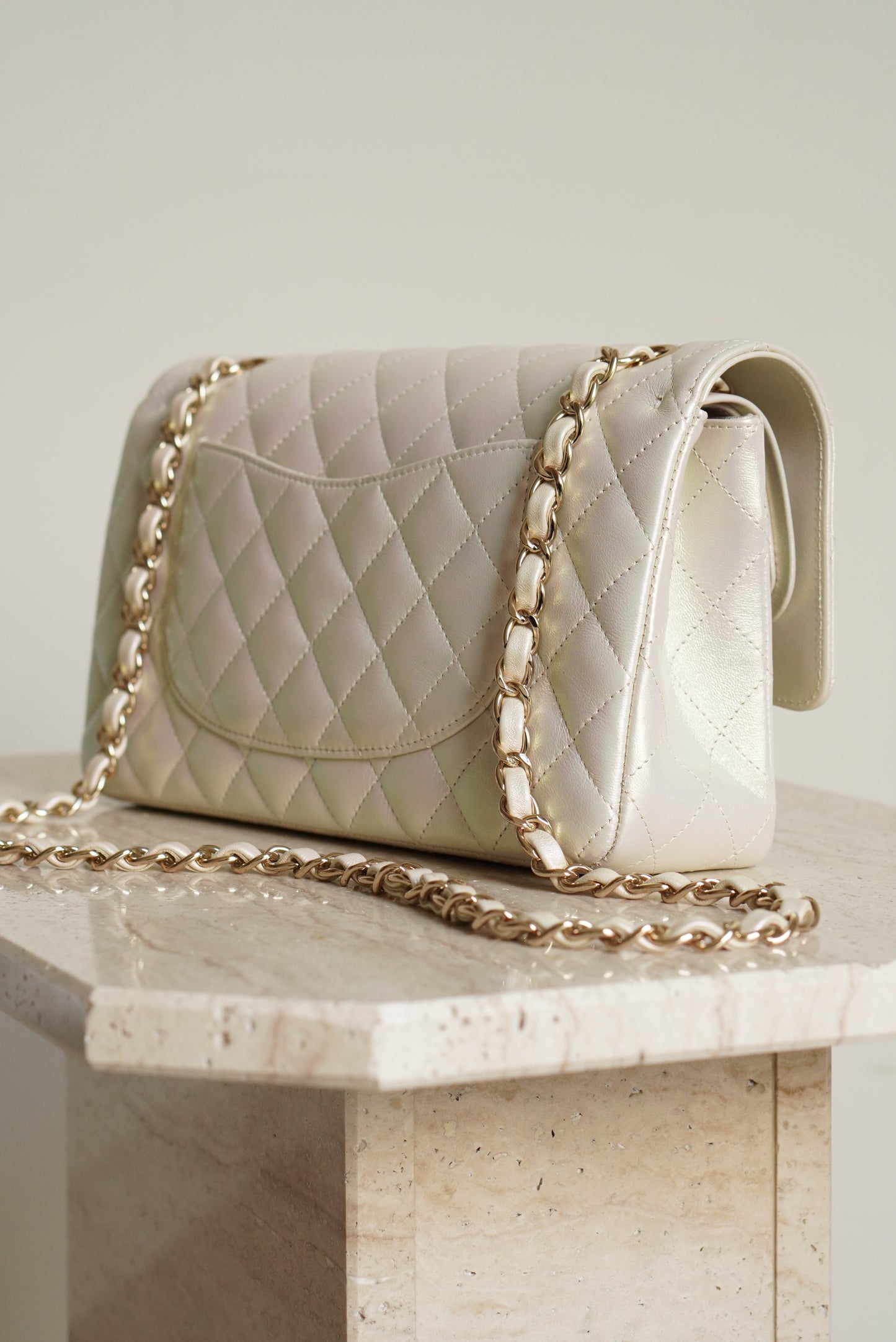 CHANEL CLASSIC MEDIUM DOUBLE FLAP | IRIDESCENT IVORY