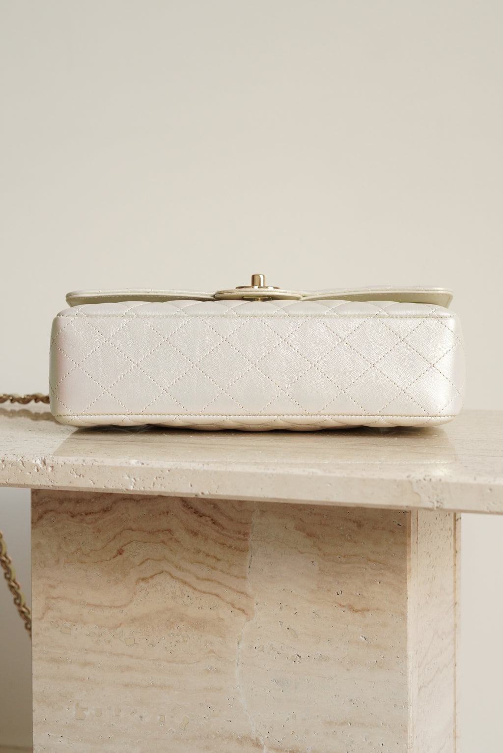 CHANEL CLASSIC MEDIUM DOUBLE FLAP | IRIDESCENT IVORY
