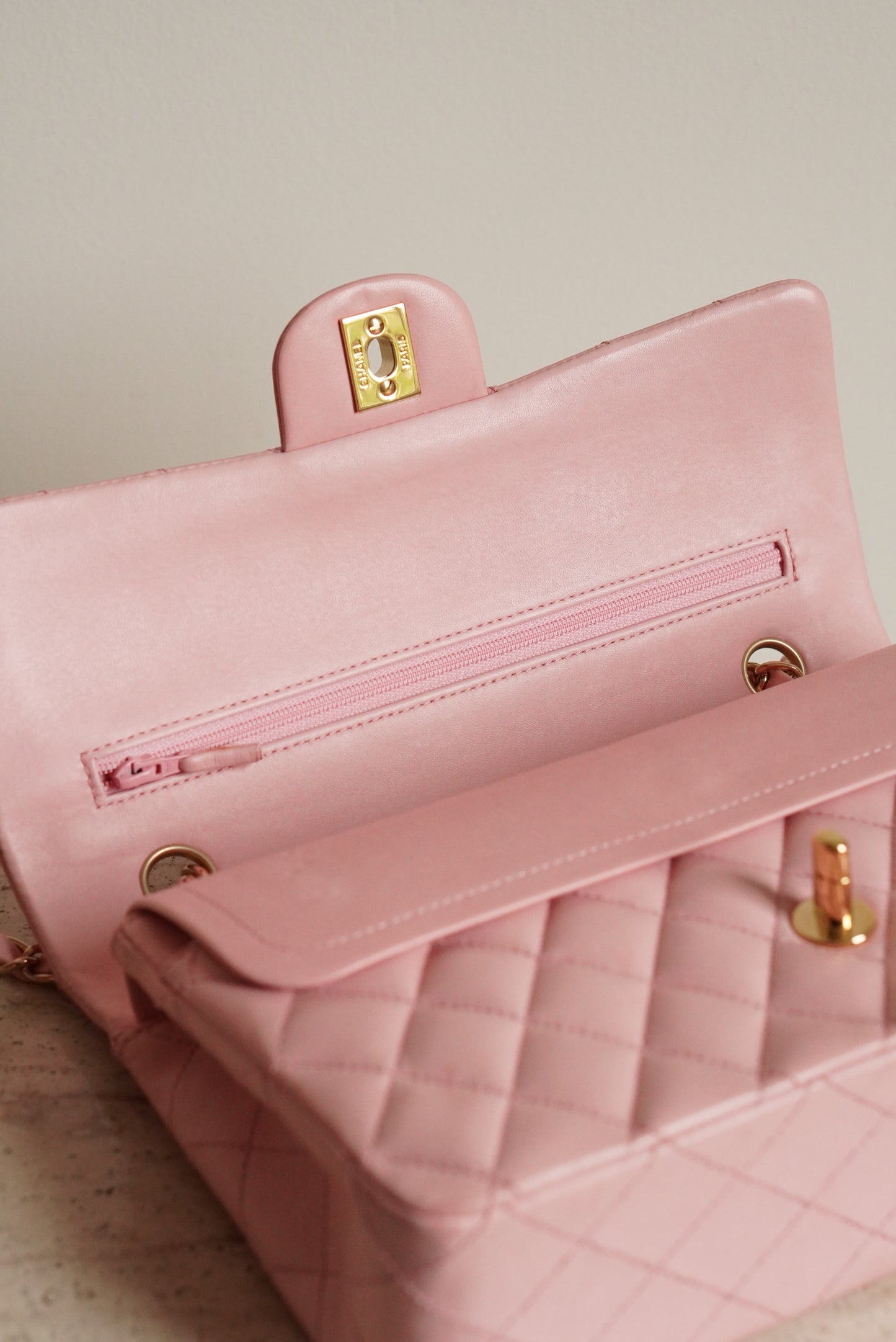 CHANEL CLASSIC MEDIUM DOUBLE FLAP | ROSE SAKURA