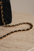 CHANEL CLASSIC MEDIUM DOUBLE FLAP | NAVY BLUE