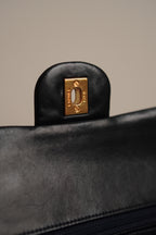 CHANEL CLASSIC MEDIUM DOUBLE FLAP | NAVY BLUE