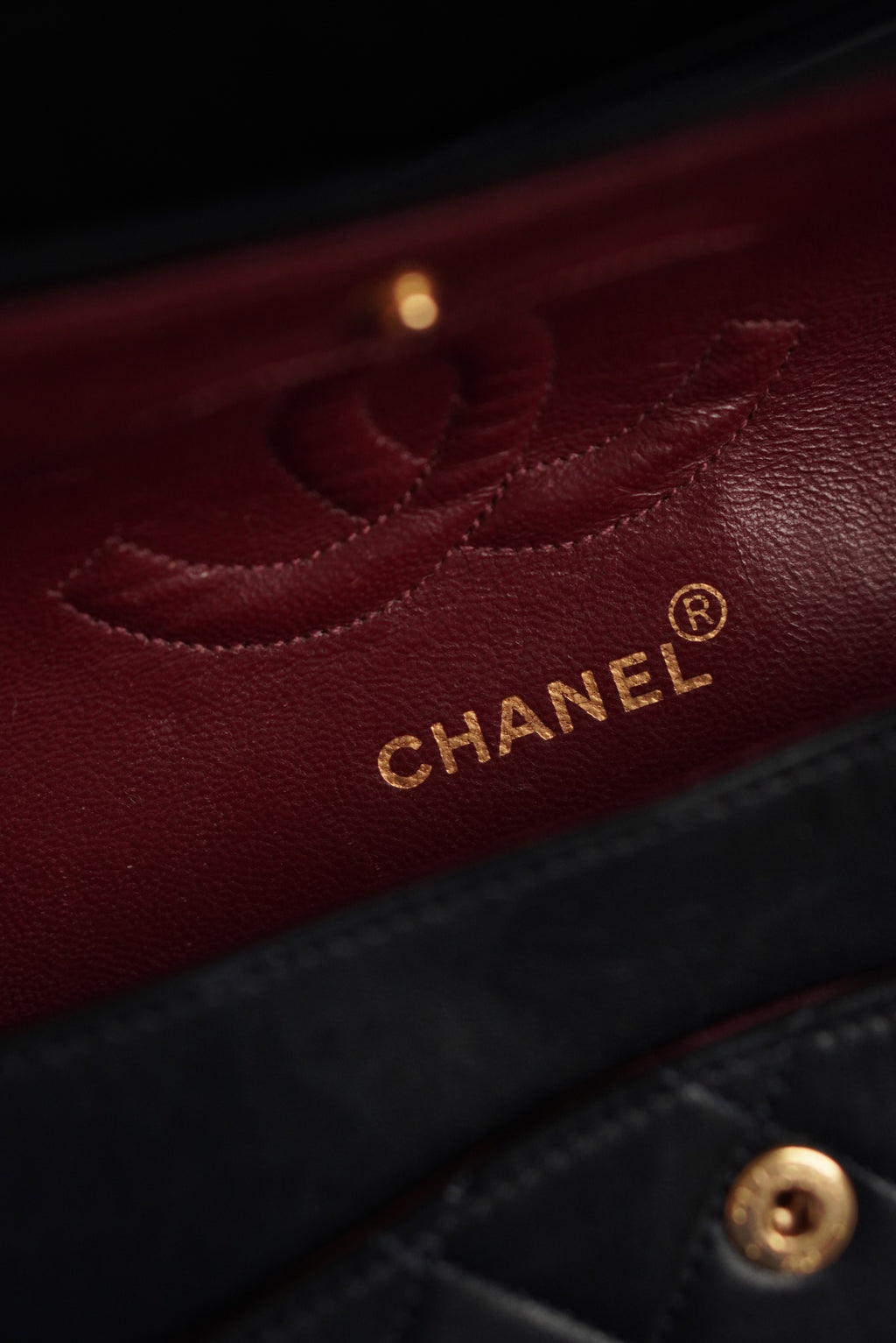 CHANEL CLASSIC MEDIUM DOUBLE FLAP | NAVY BLUE