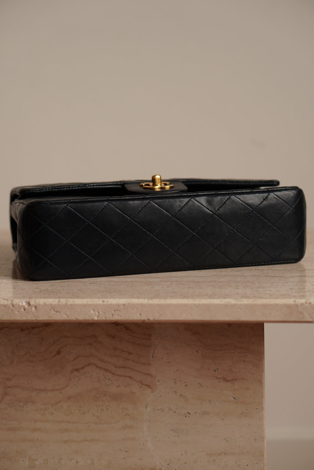 CHANEL CLASSIC MEDIUM DOUBLE FLAP | NAVY BLUE
