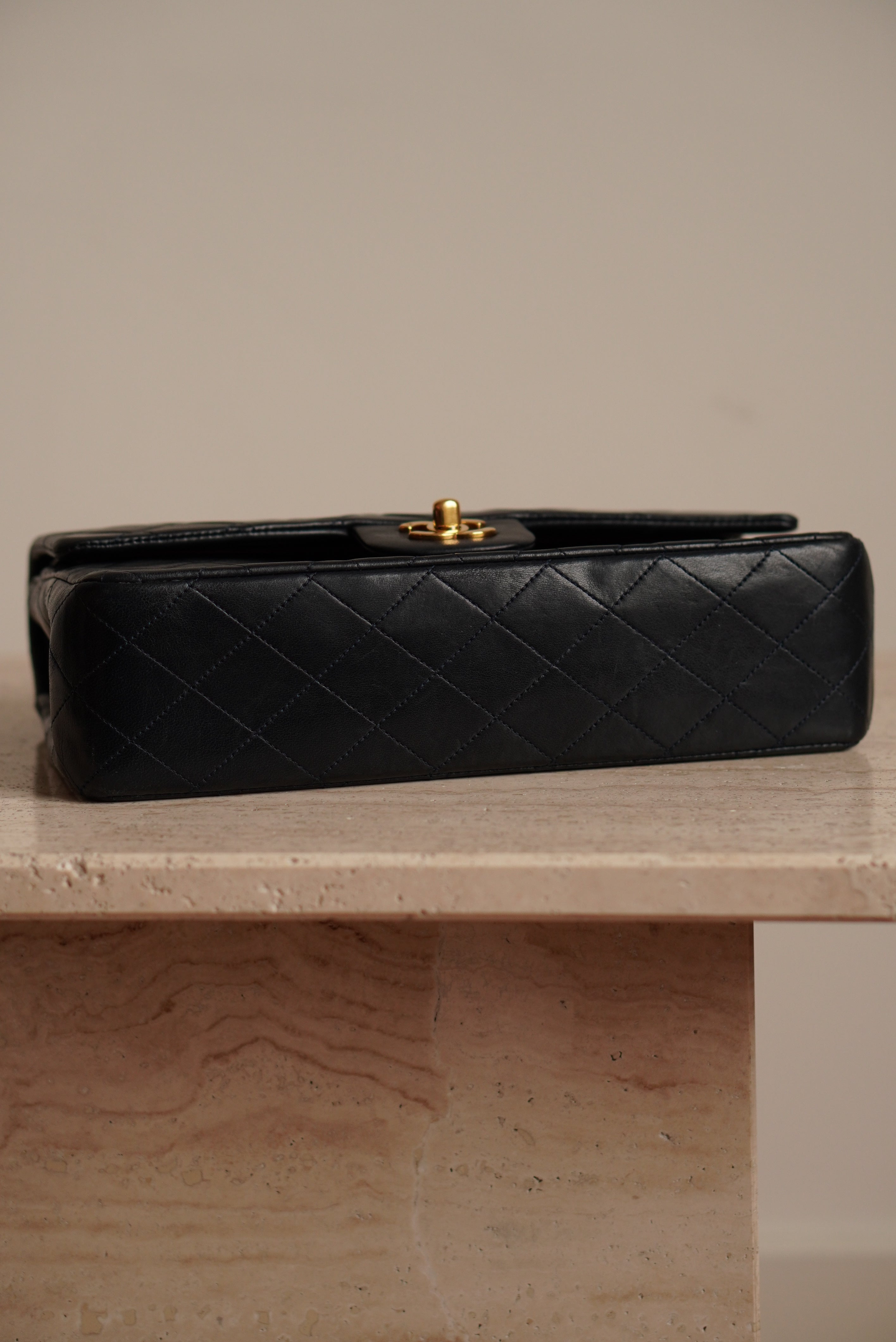 CHANEL CLASSIC MEDIUM DOUBLE FLAP | NAVY BLUE