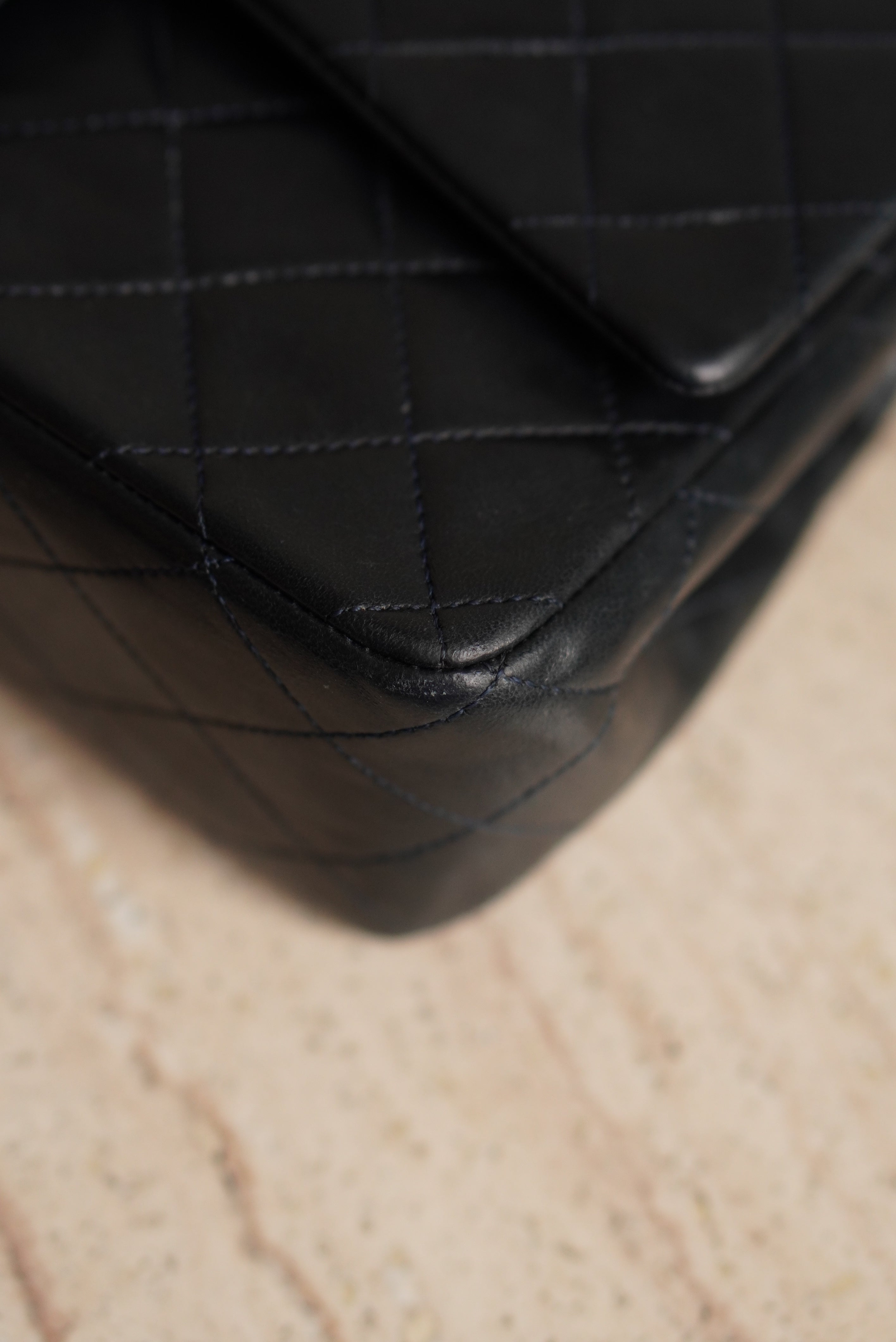 CHANEL CLASSIC MEDIUM DOUBLE FLAP | NAVY BLUE