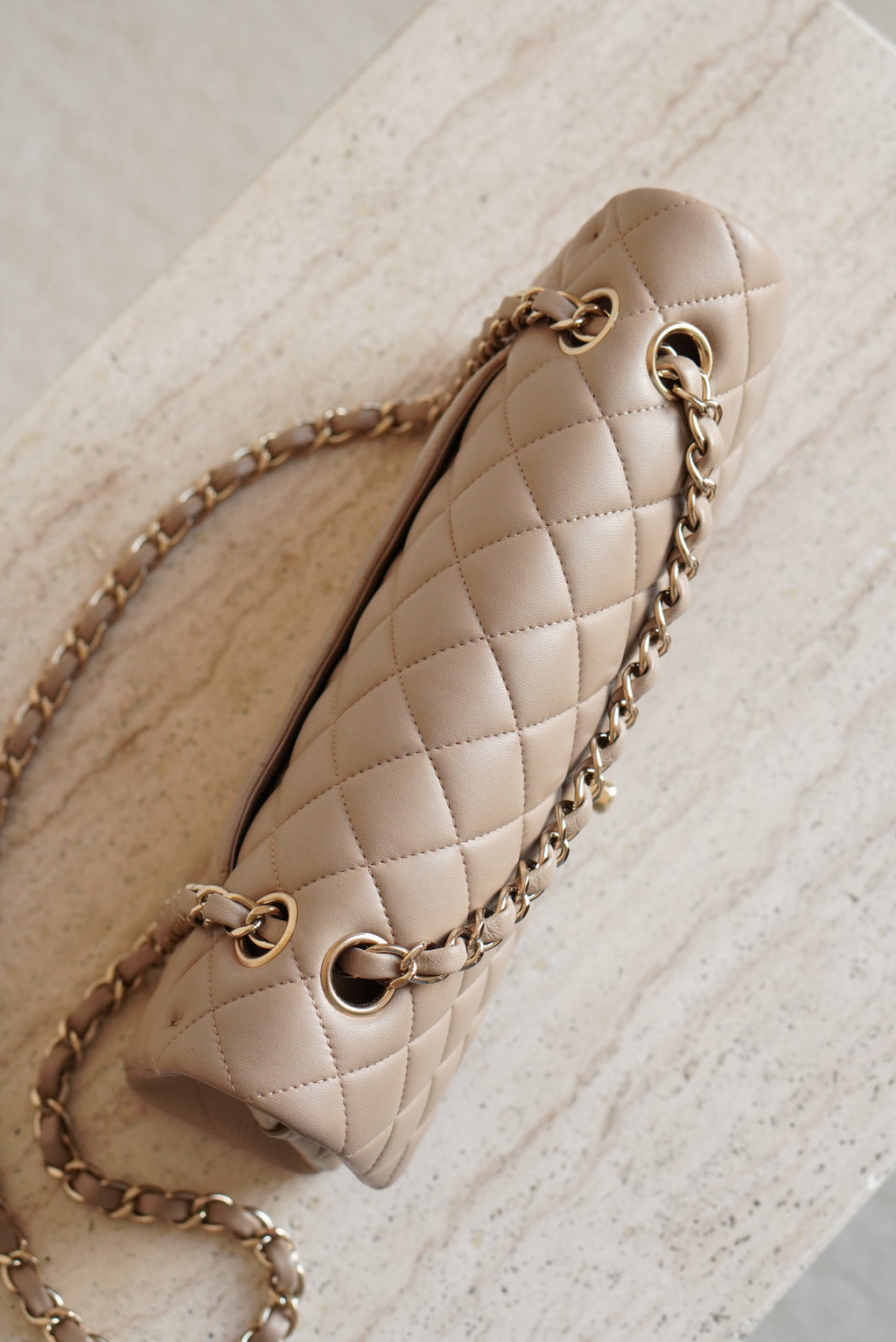 CHANEL CLASSIC MEDIUM DOUBLE FLAP | TAUPE