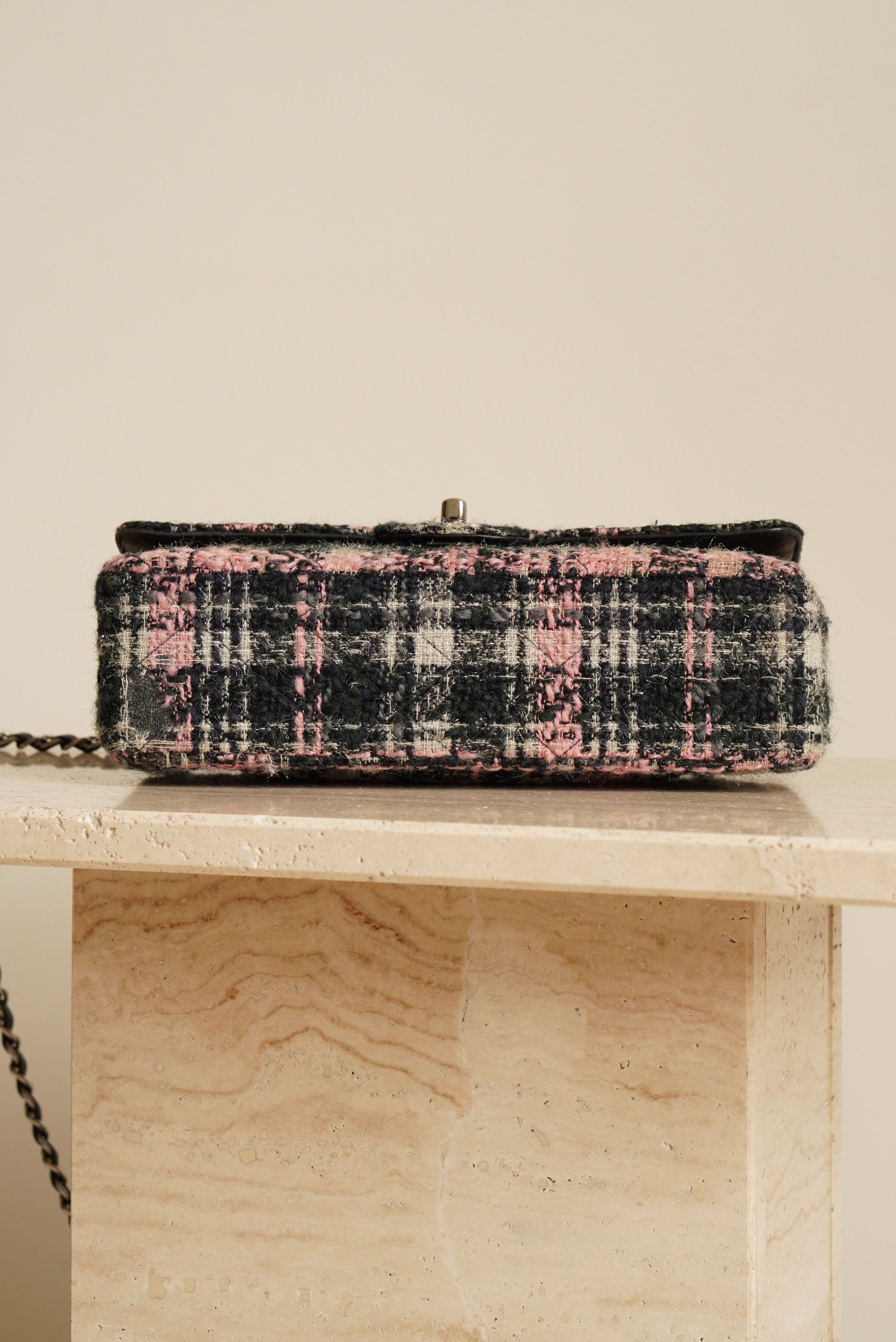 CHANEL CLASSIC MEDIUM DOUBLE FLAP | TWEED