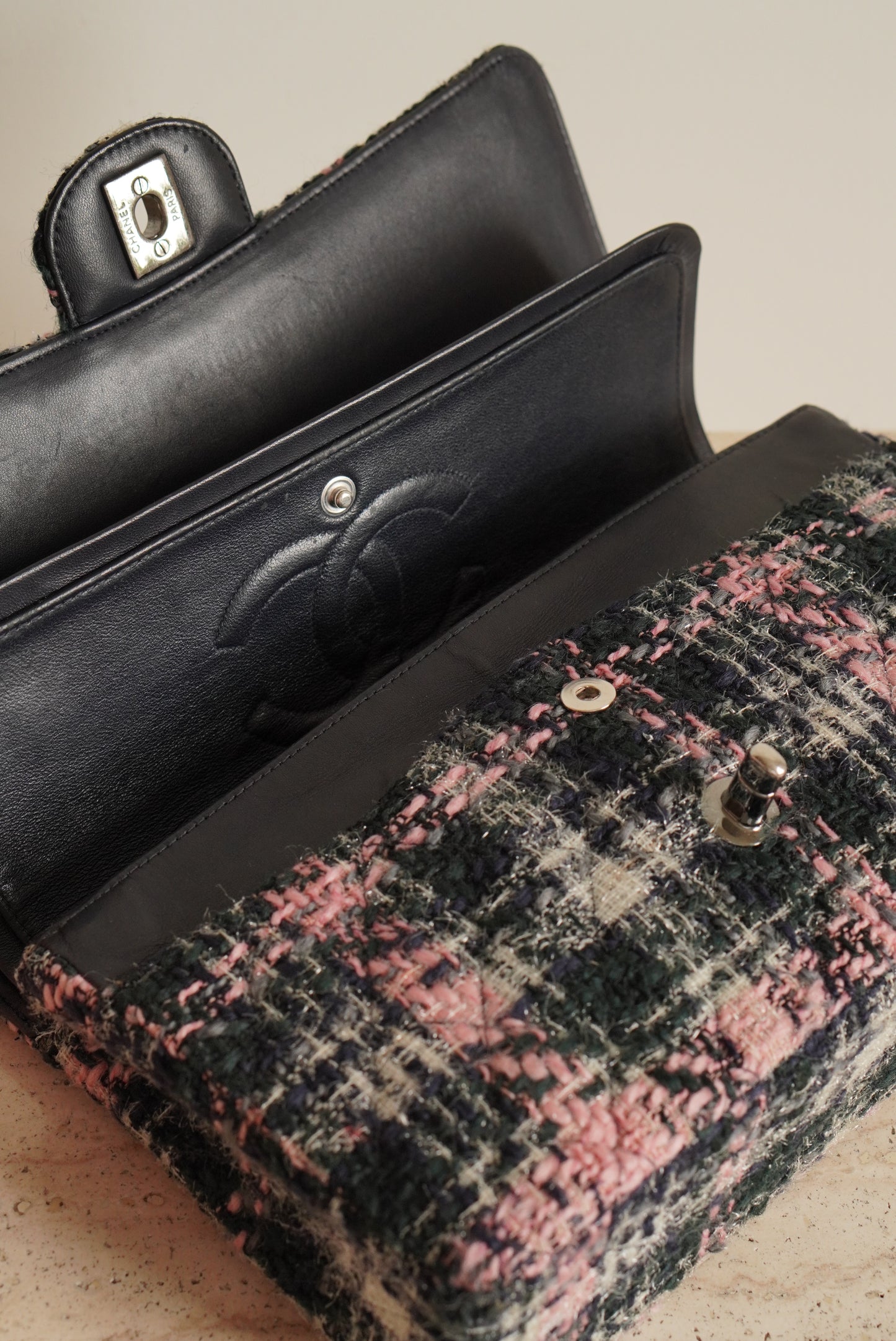CHANEL CLASSIC MEDIUM DOUBLE FLAP | TWEED