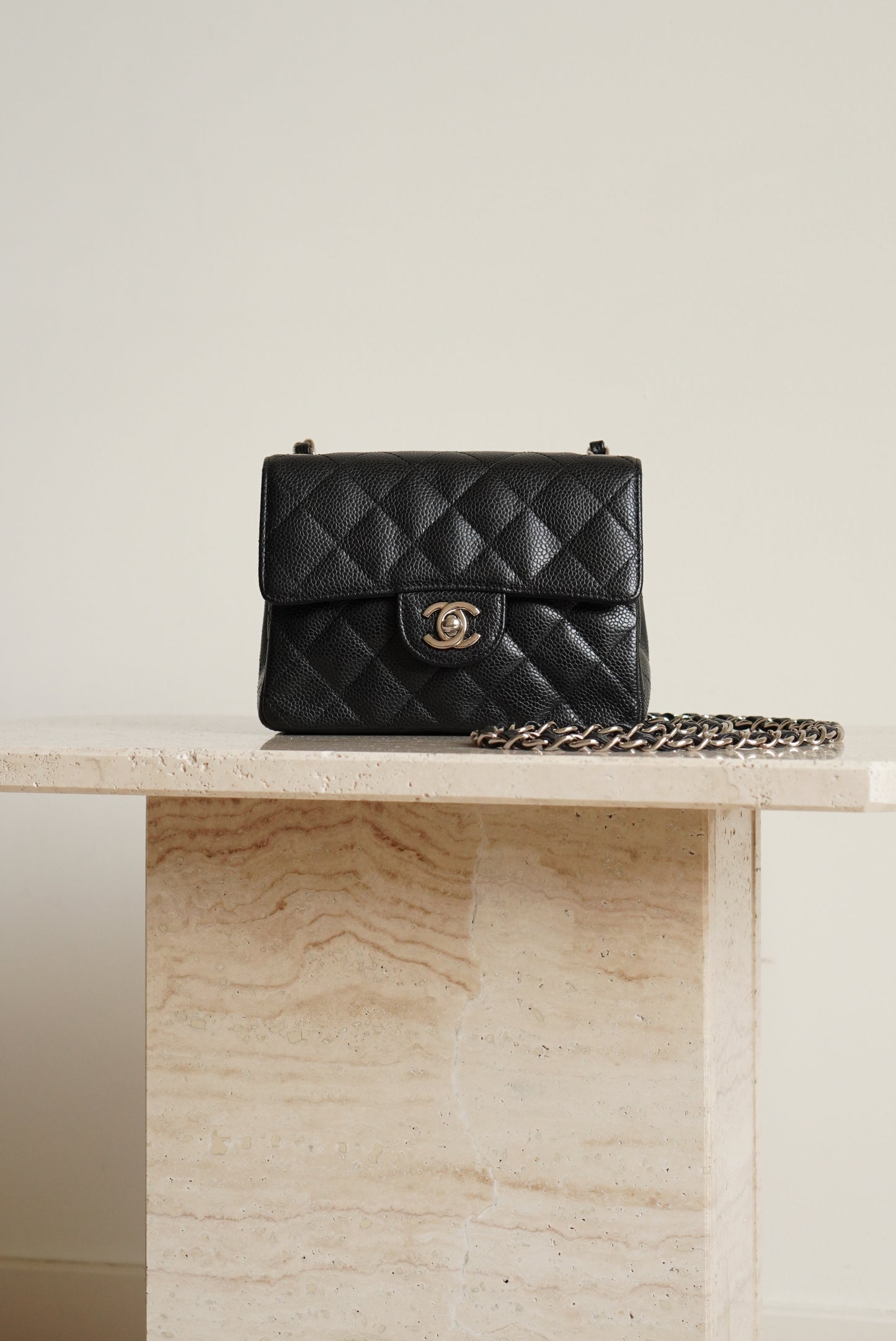 CHANEL CLASSIC MINI SQUARE | BLACK