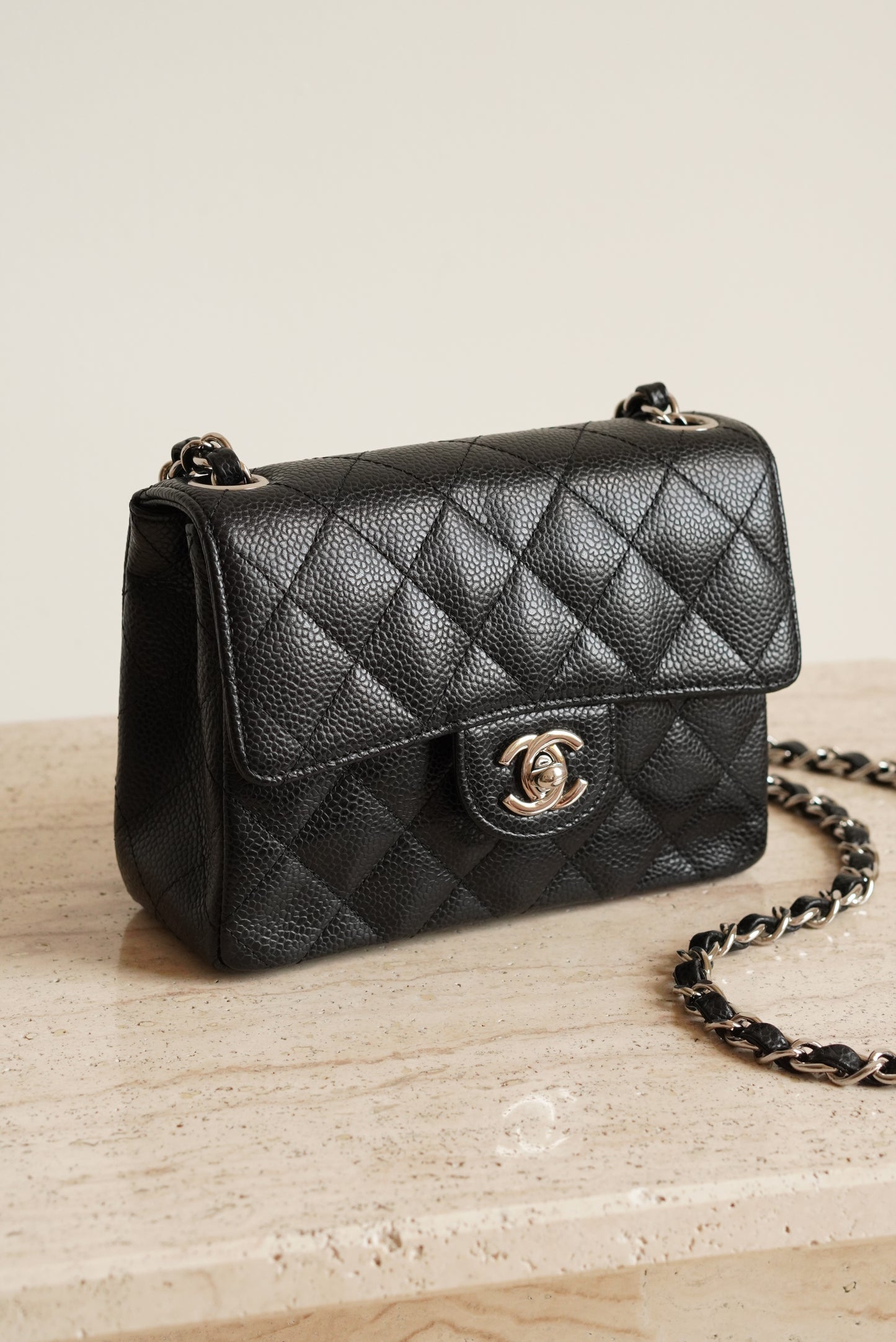 CHANEL CLASSIC MINI SQUARE | BLACK