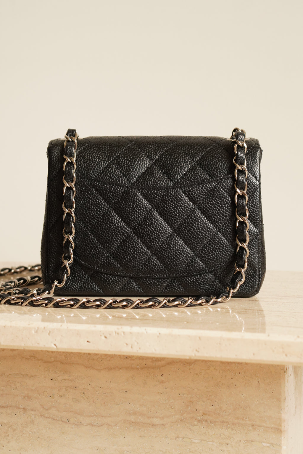 CHANEL CLASSIC MINI SQUARE | BLACK