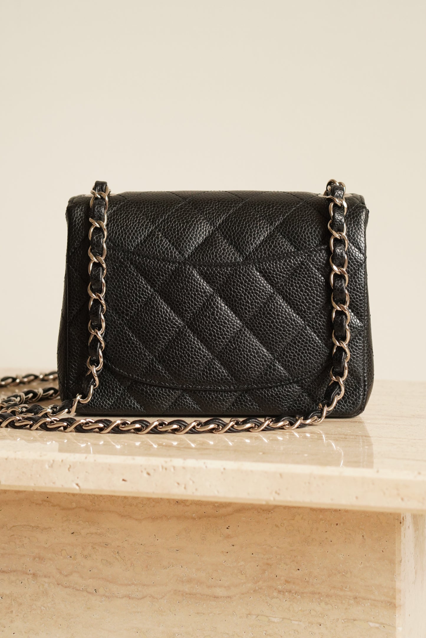 CHANEL CLASSIC MINI SQUARE | BLACK
