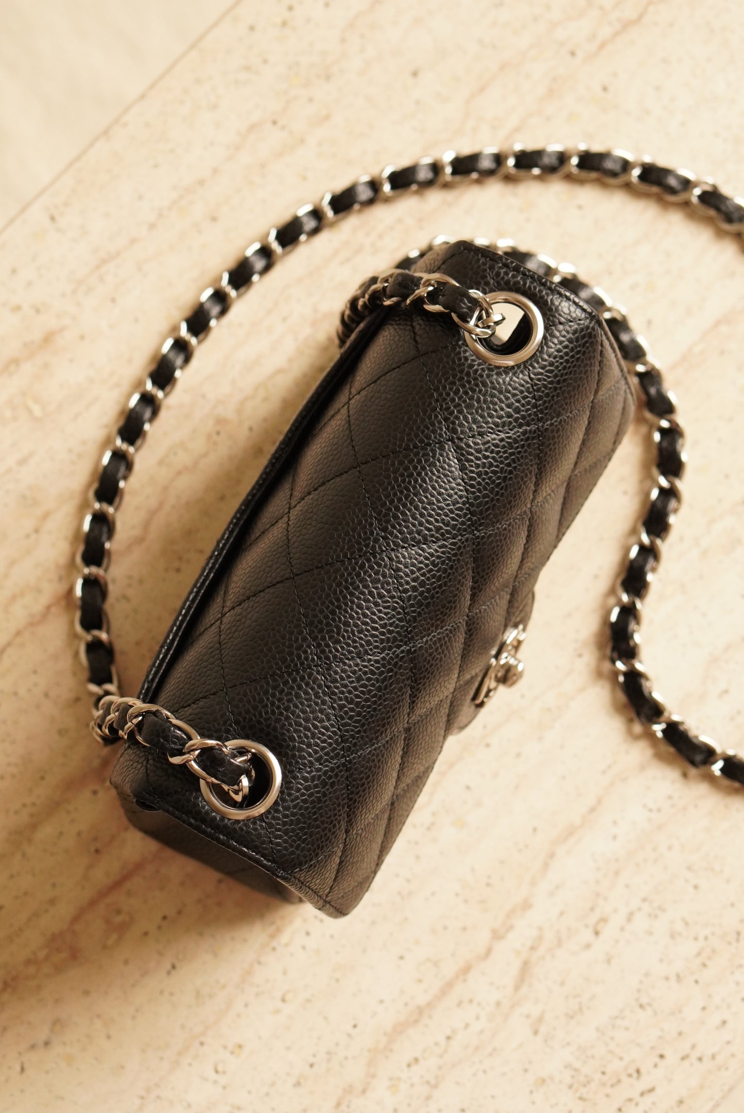 CHANEL CLASSIC MINI SQUARE | BLACK