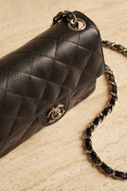 CHANEL CLASSIC MINI SQUARE | BLACK