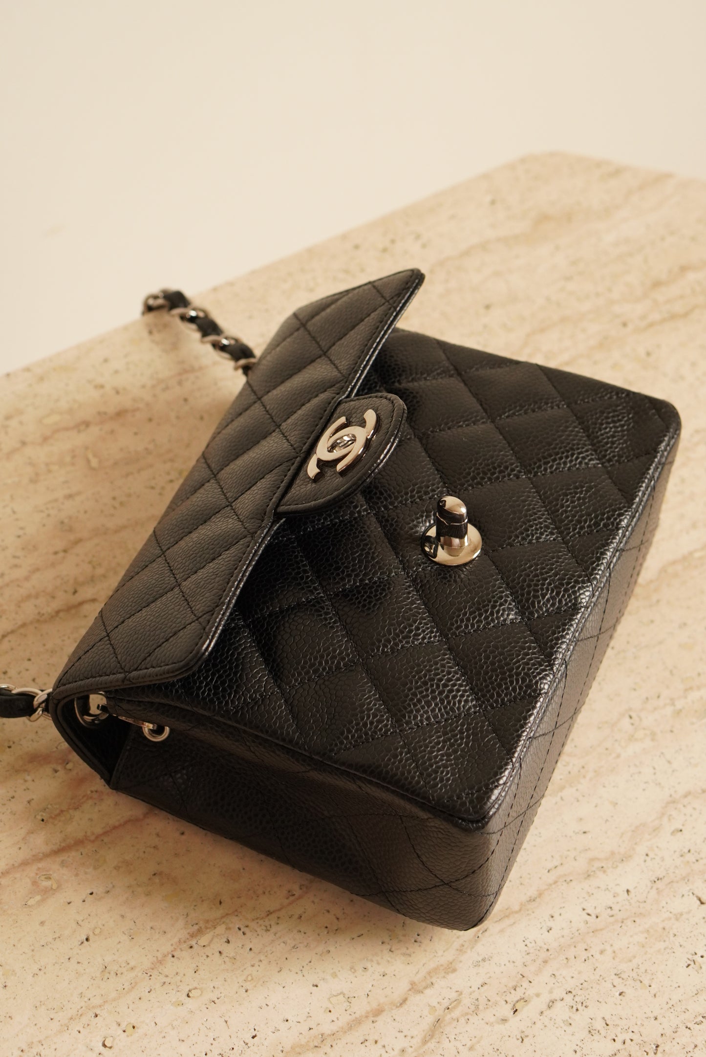 CHANEL CLASSIC MINI SQUARE | BLACK