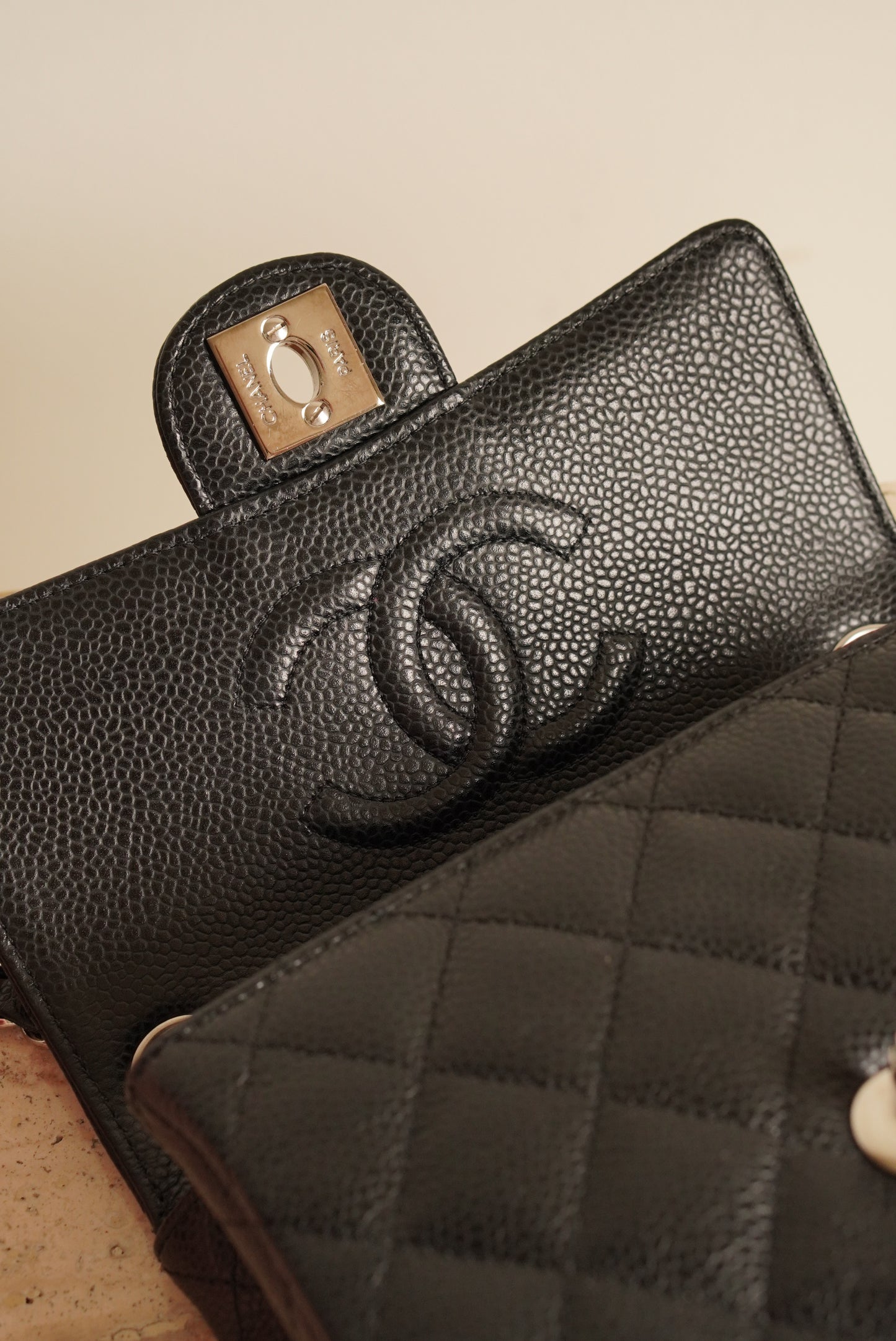CHANEL CLASSIC MINI SQUARE | BLACK