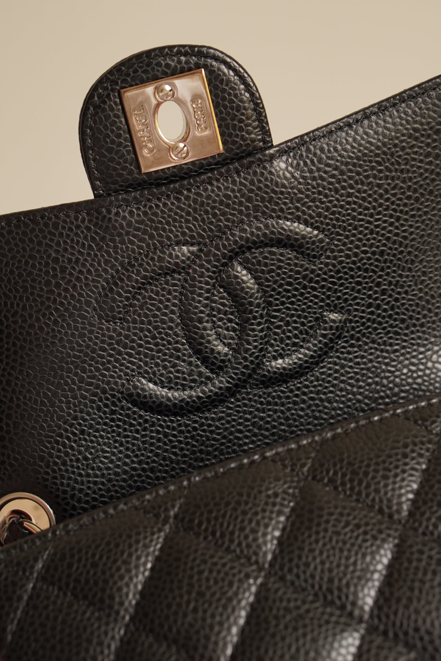 CHANEL CLASSIC MINI SQUARE | BLACK