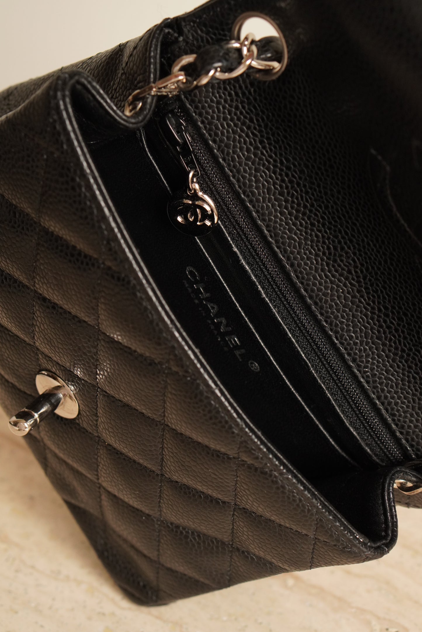 CHANEL CLASSIC MINI SQUARE | BLACK