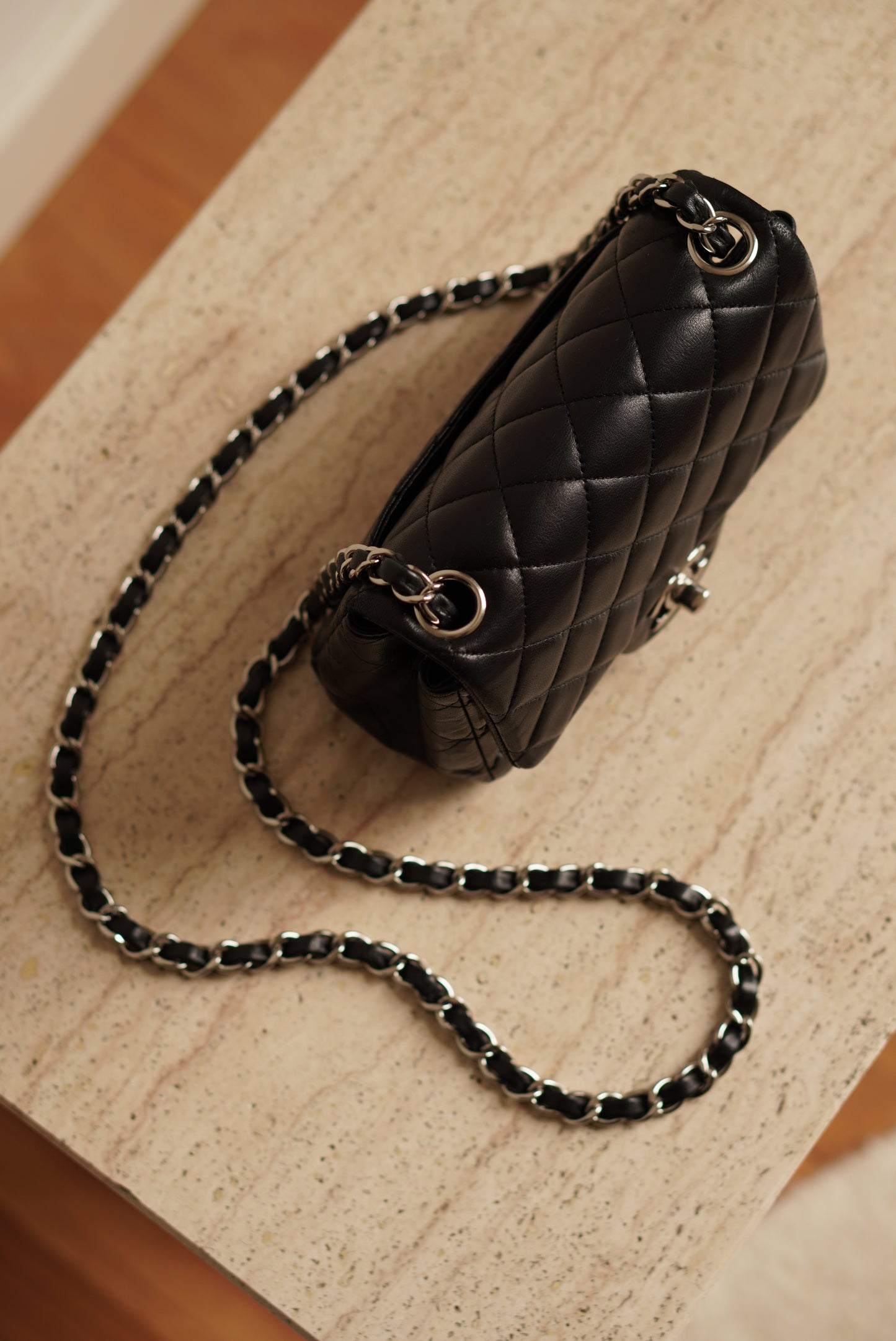 CHANEL CLASSIC MINI SQUARE | BLACK