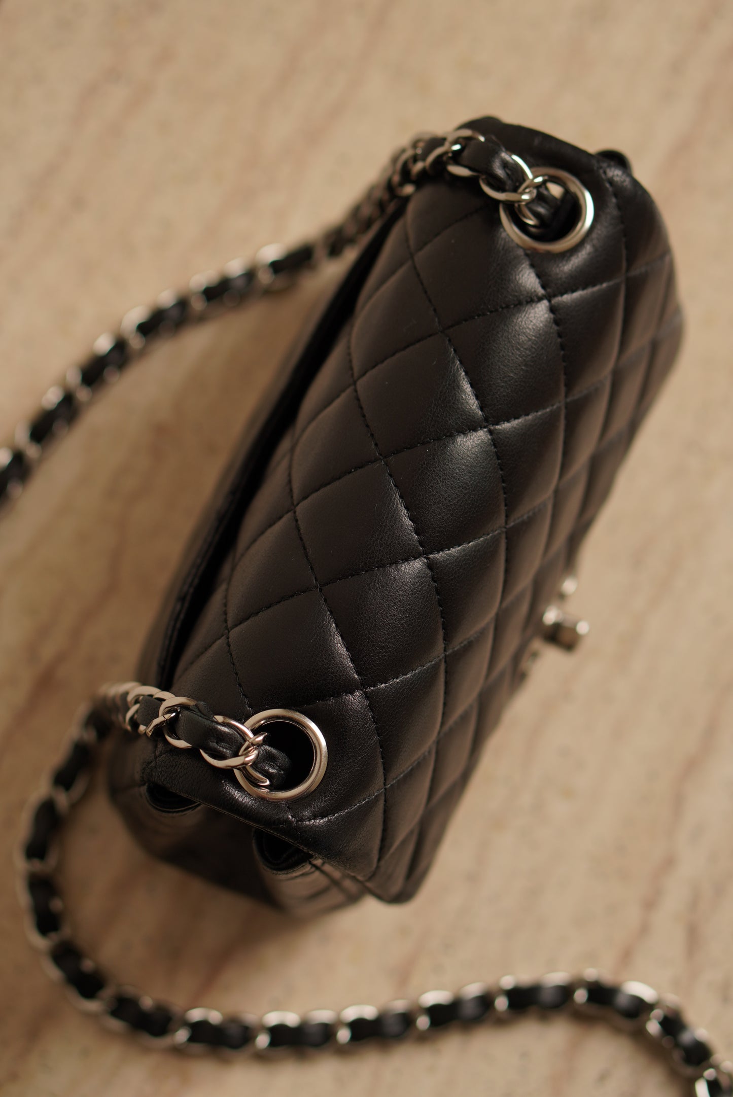 CHANEL CLASSIC MINI SQUARE | BLACK