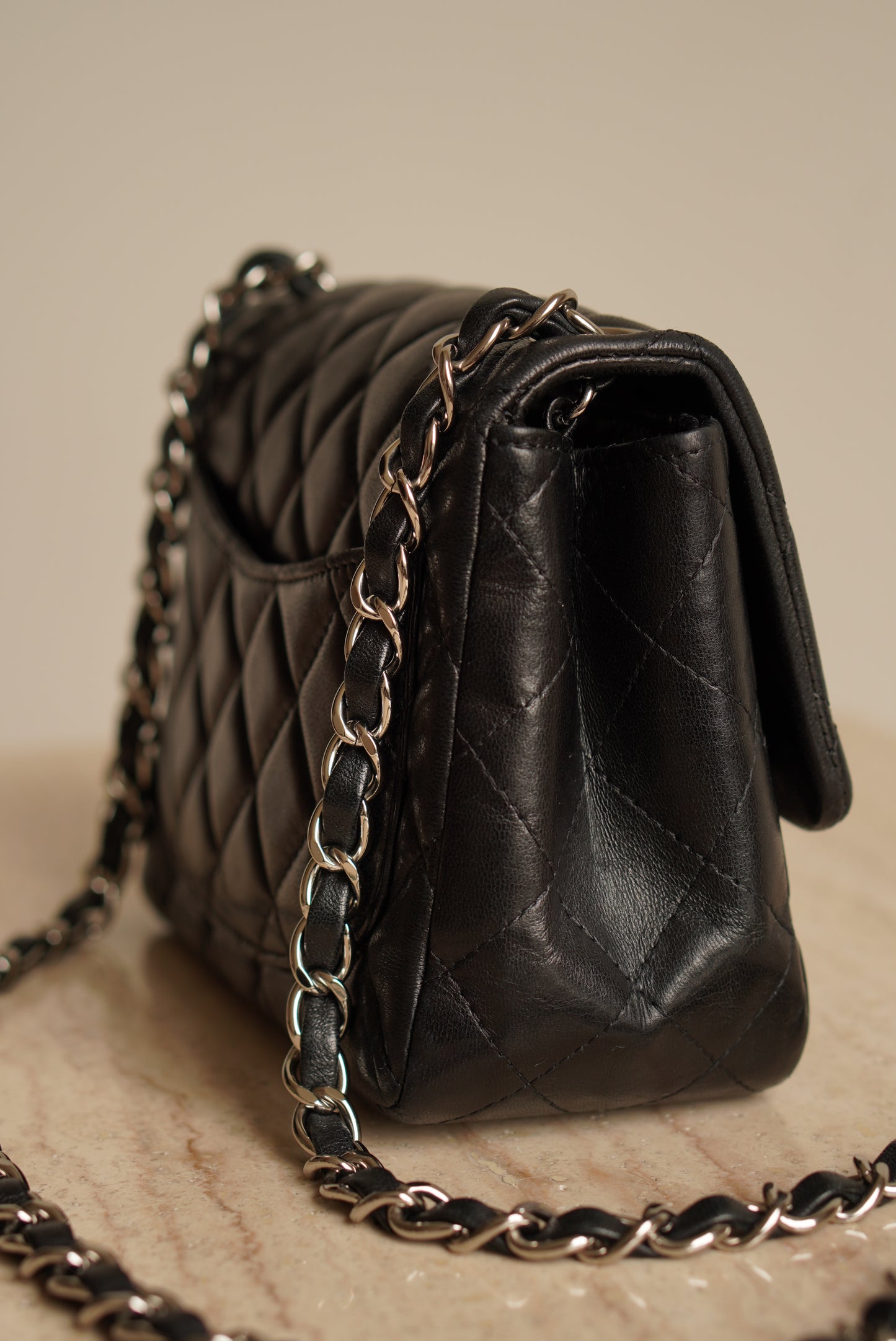 CHANEL CLASSIC MINI SQUARE | BLACK