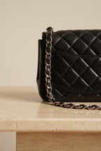 CHANEL CLASSIC MINI SQUARE | BLACK