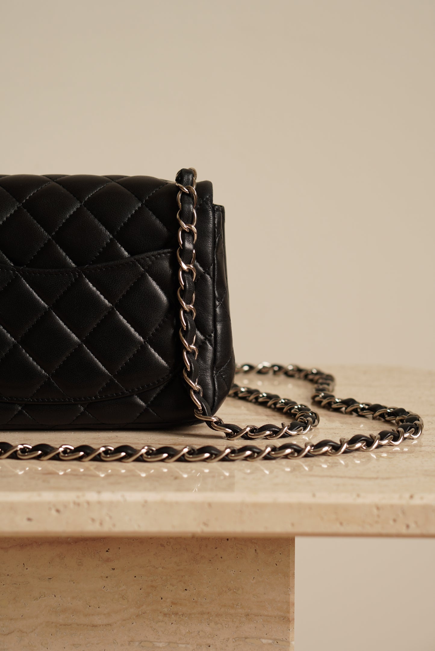 CHANEL CLASSIC MINI SQUARE | BLACK
