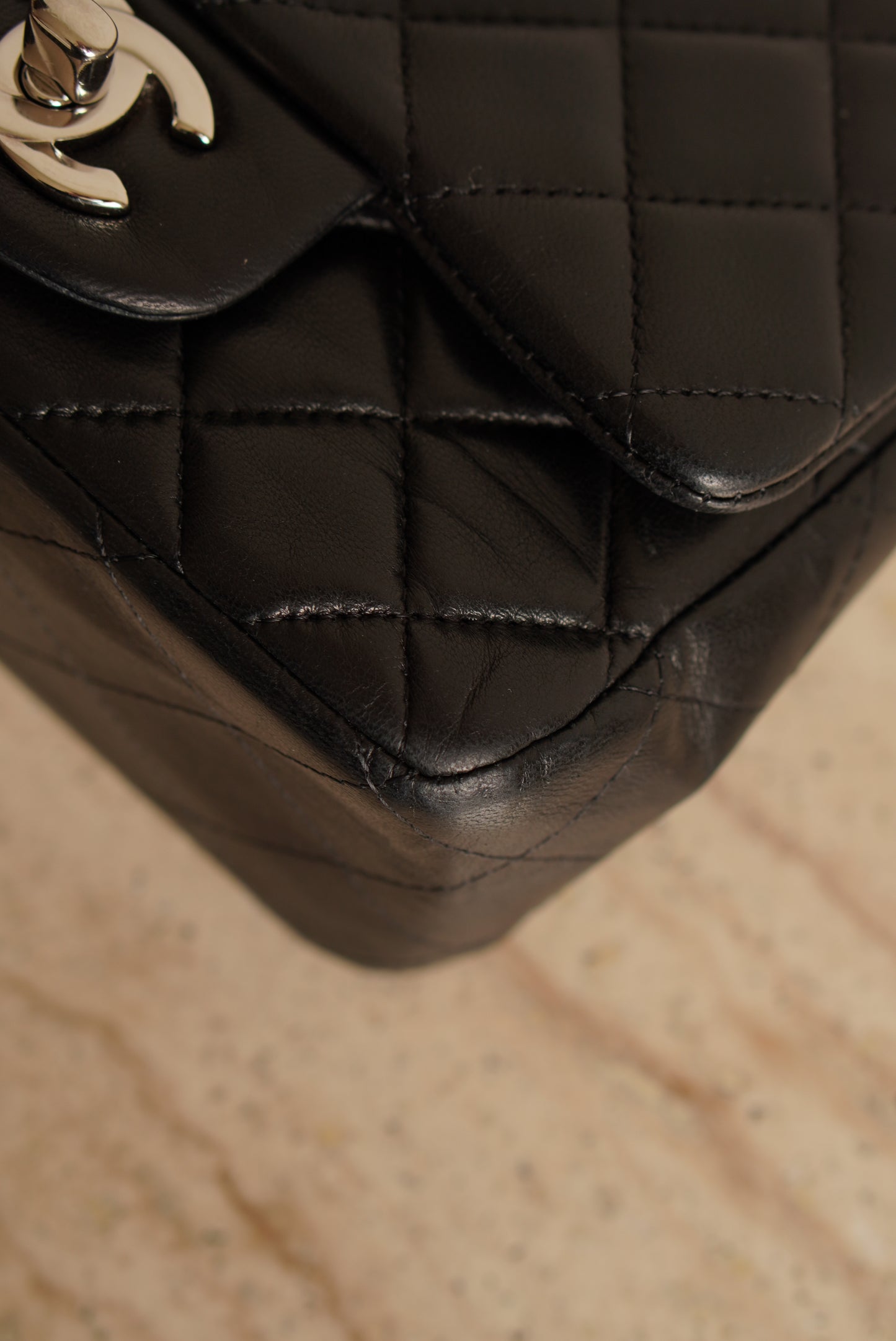 CHANEL CLASSIC MINI SQUARE | BLACK