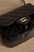 CHANEL CLASSIC MINI SQUARE | BLACK