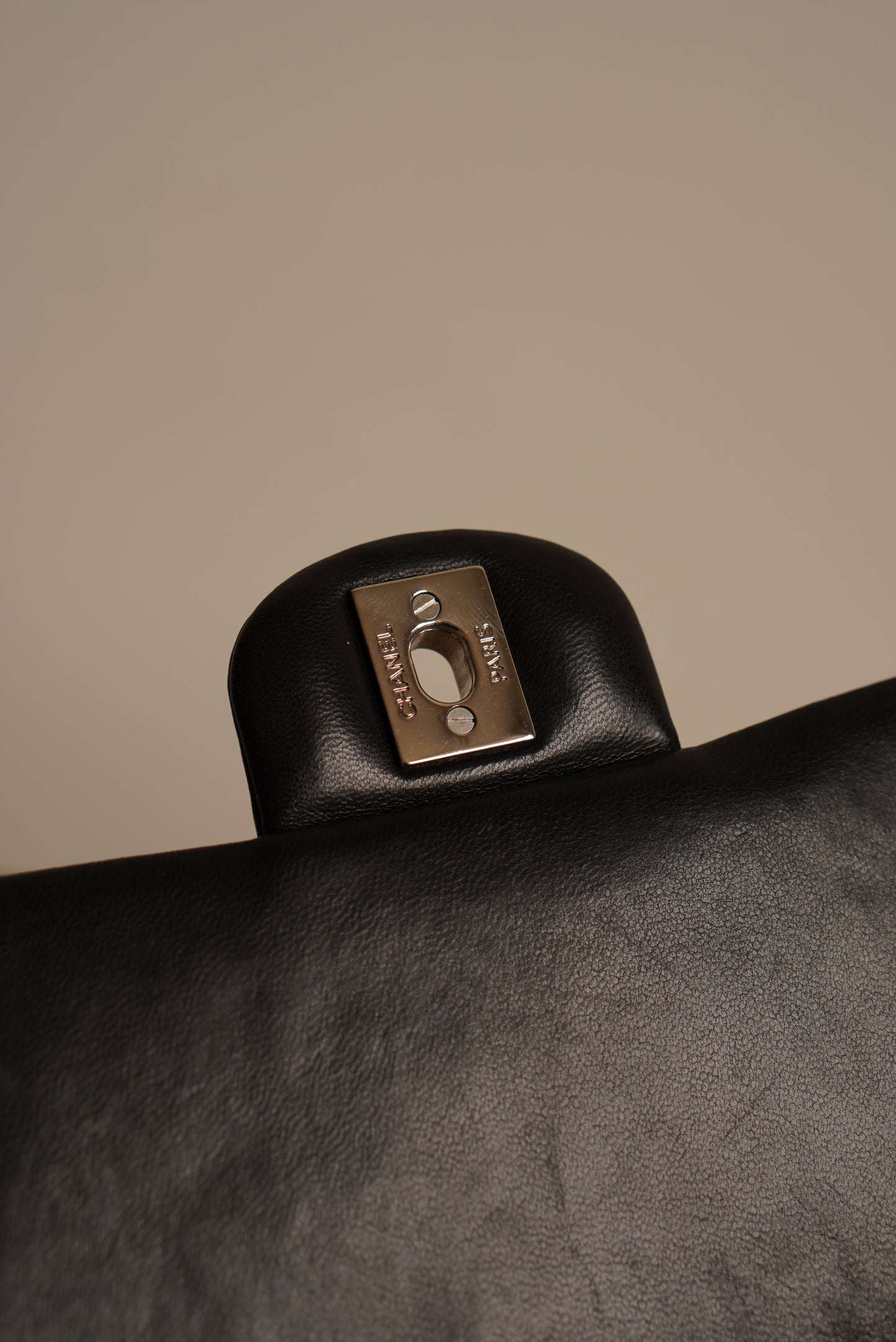 CHANEL CLASSIC MINI SQUARE | BLACK