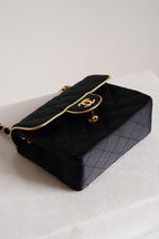 CHANEL CLASSIC MINI SQUARE | BLACK