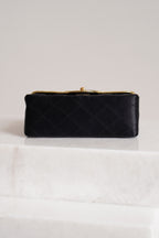 CHANEL CLASSIC MINI SQUARE | BLACK