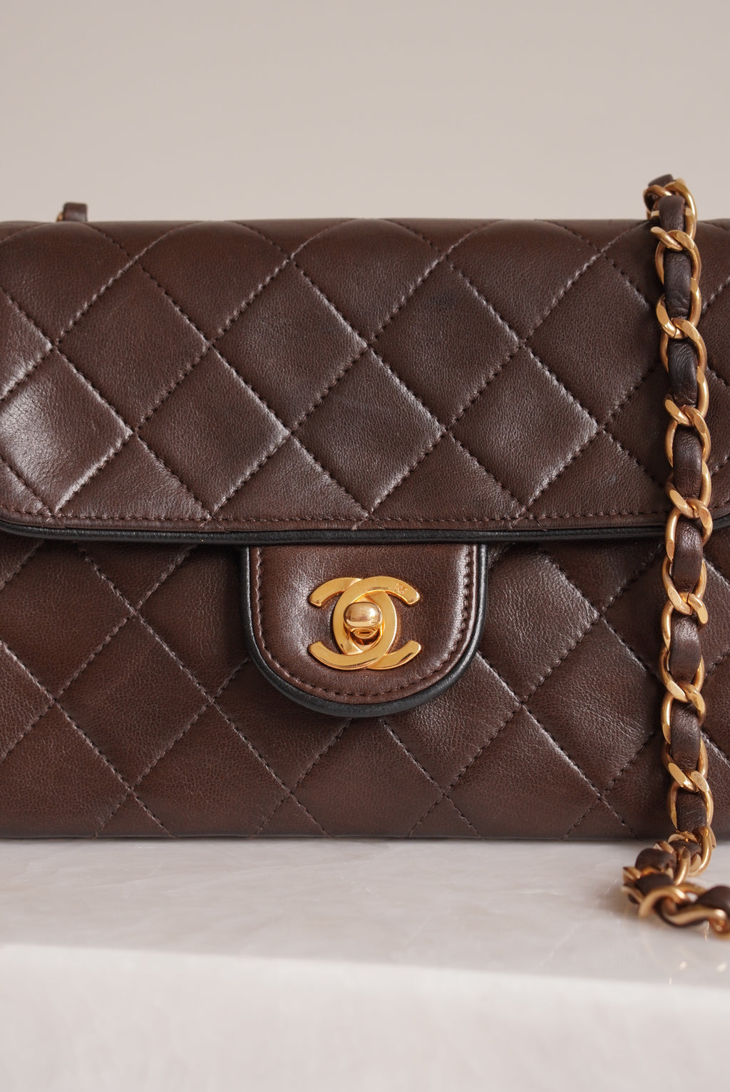 CHANEL CLASSIC MINI SQUARE | DARK BROWN