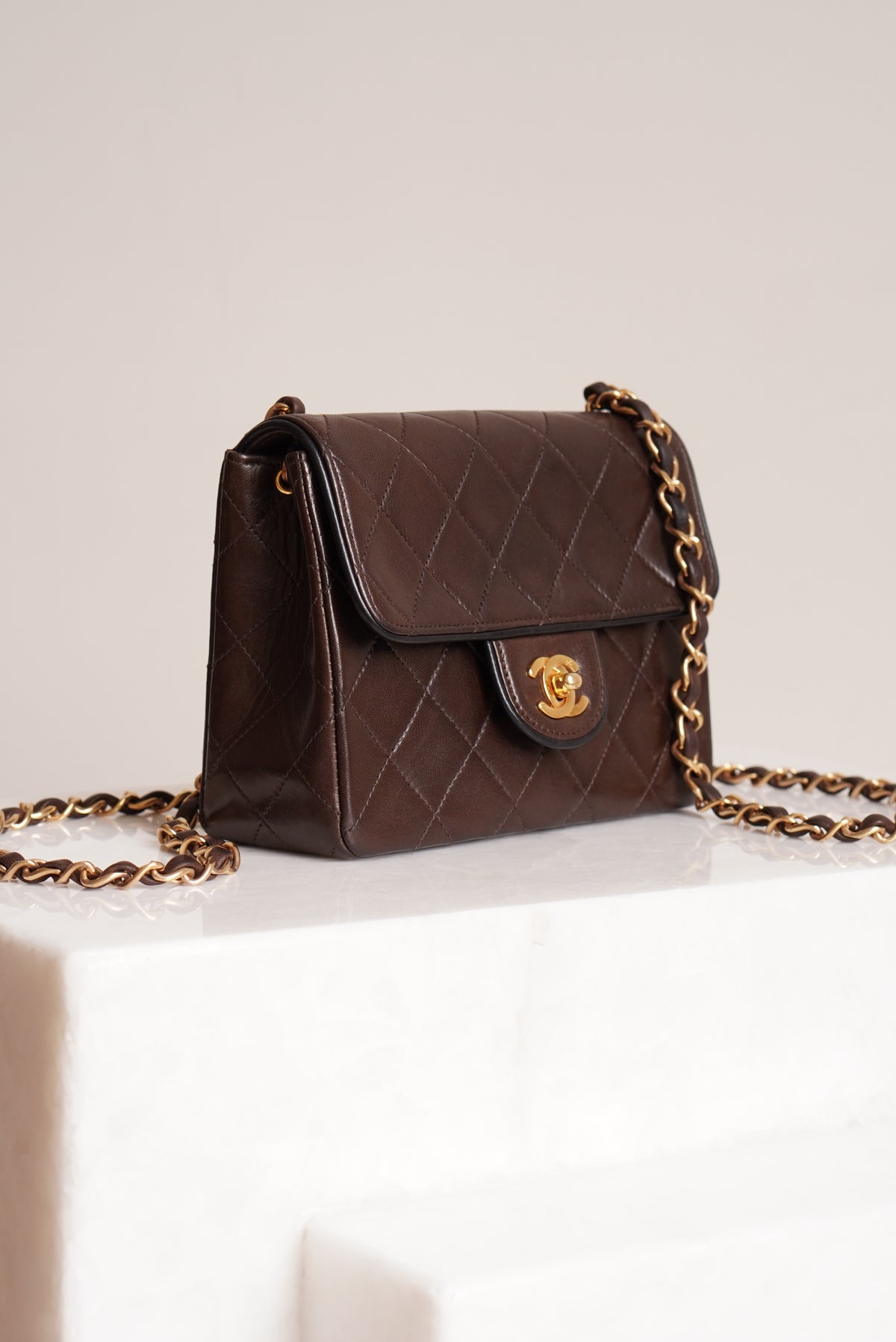 CHANEL CLASSIC MINI SQUARE | DARK BROWN
