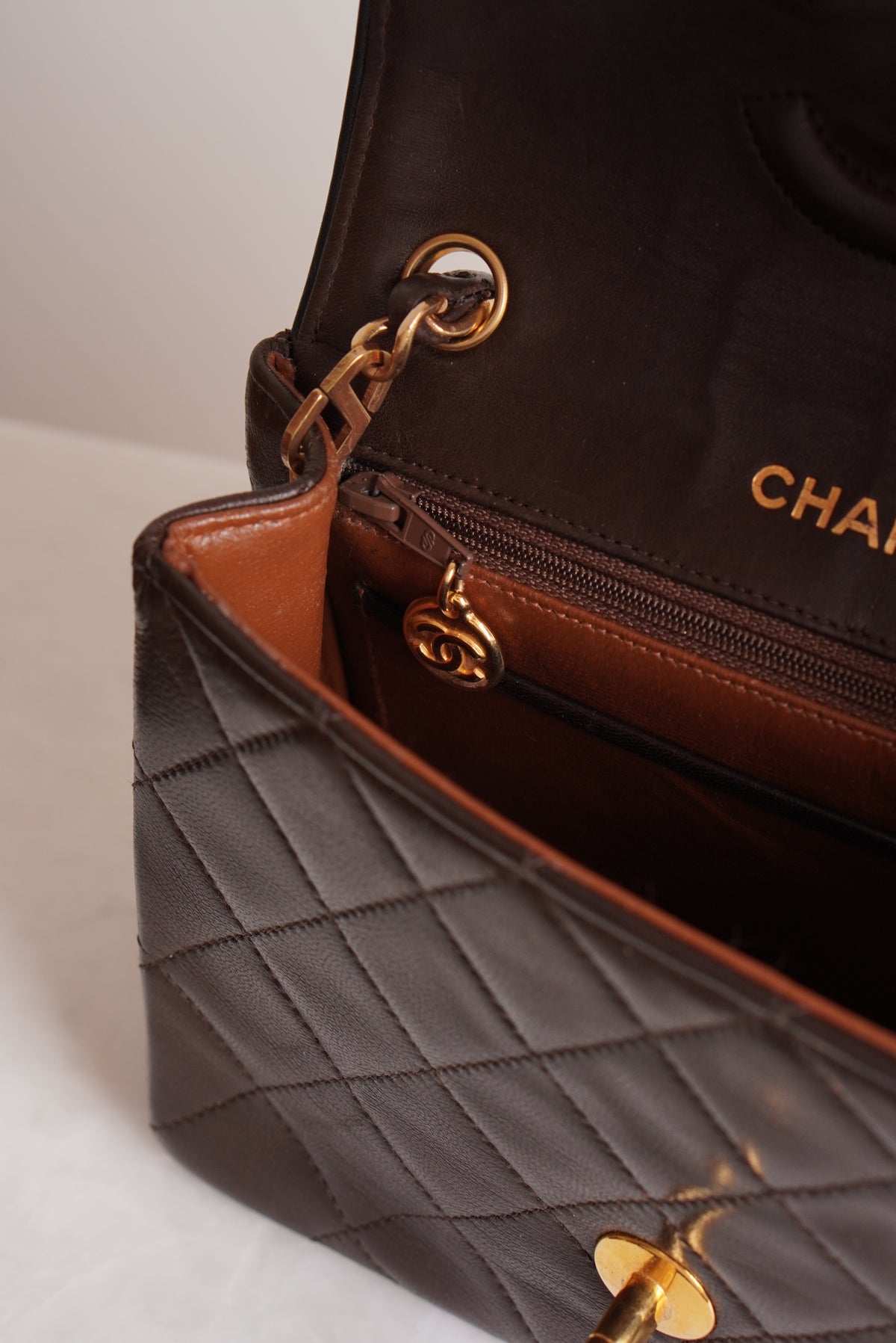 CHANEL CLASSIC MINI SQUARE | DARK BROWN
