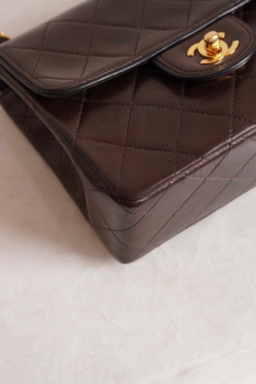 CHANEL CLASSIC MINI SQUARE | DARK BROWN