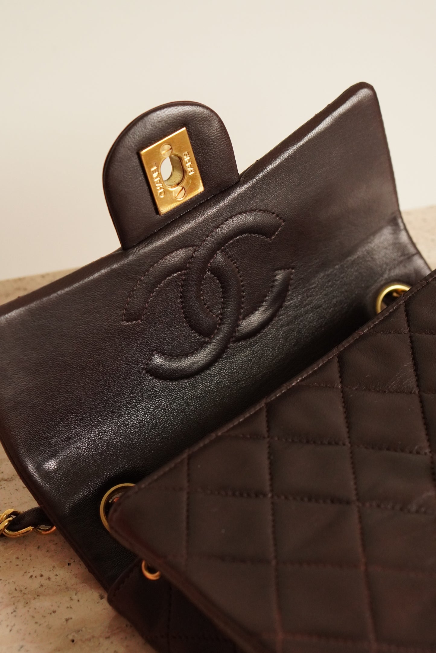 CHANEL CLASSIC MINI SQUARE | DARK BROWN