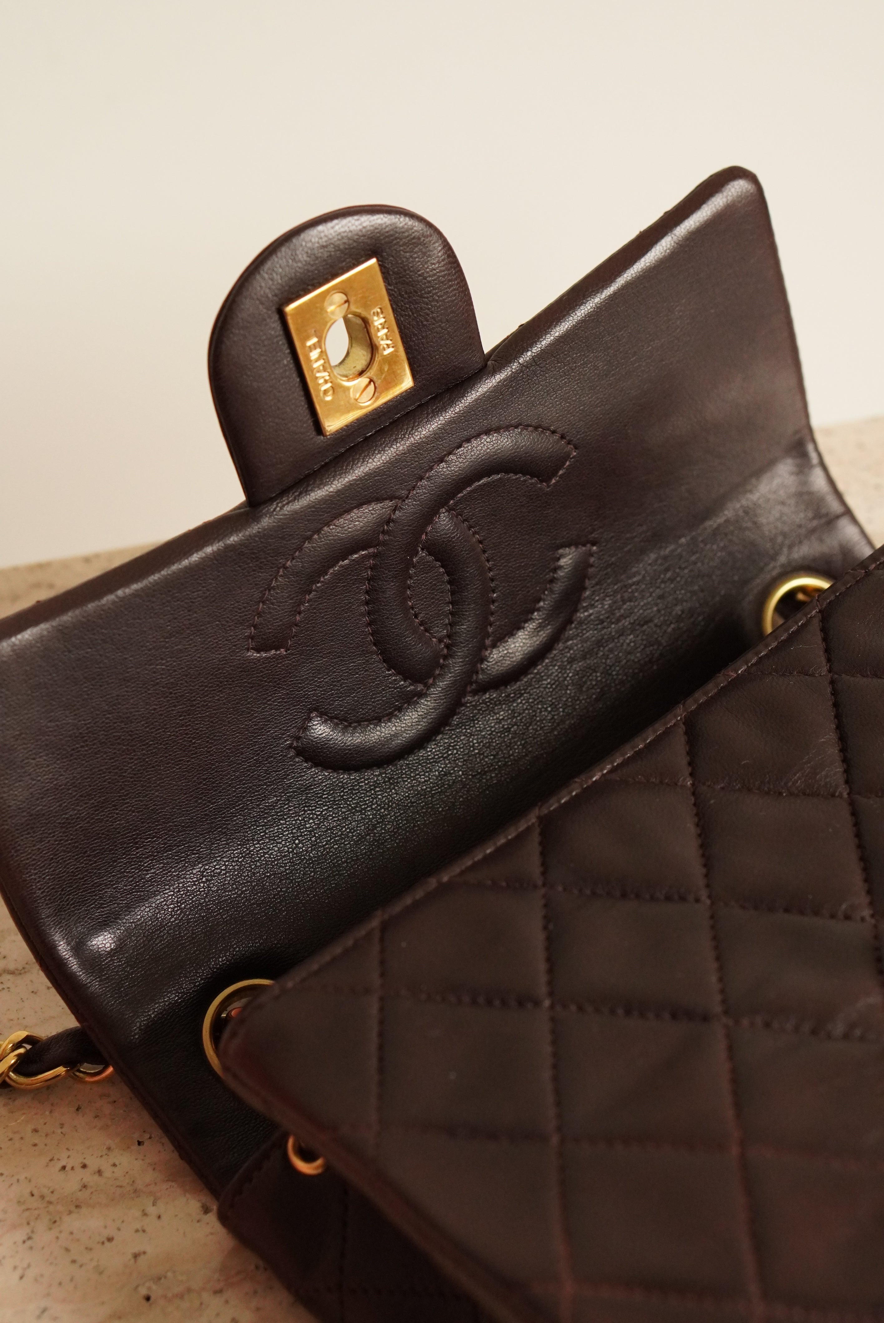CHANEL CLASSIC MINI SQUARE | DARK BROWN