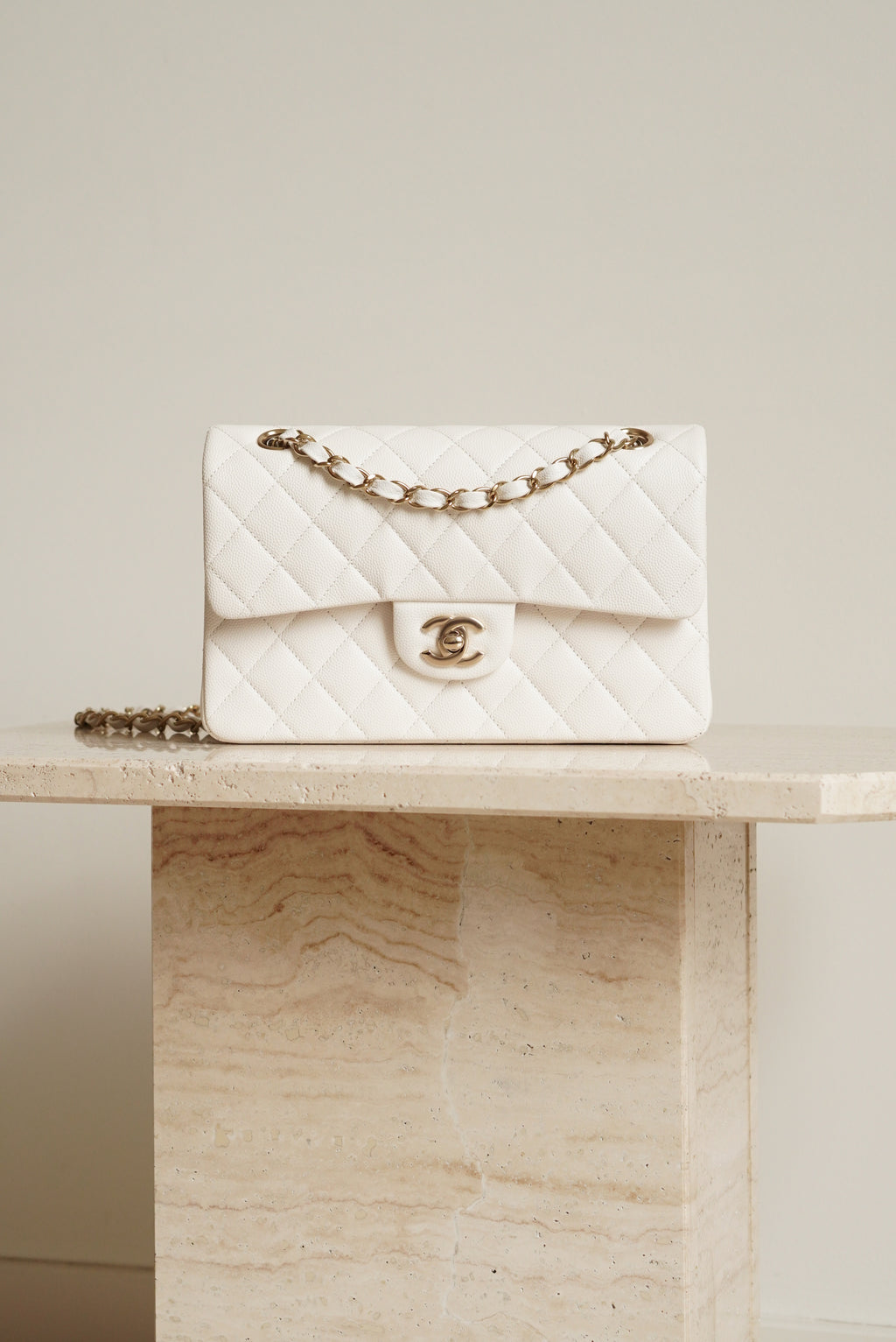 CHANEL CLASSIC 22B SMALL DOUBLE FLAP | WHITE