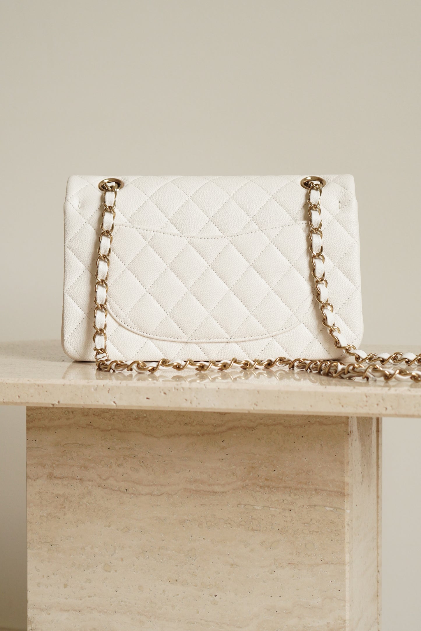 CHANEL CLASSIC 22B SMALL DOUBLE FLAP | WHITE