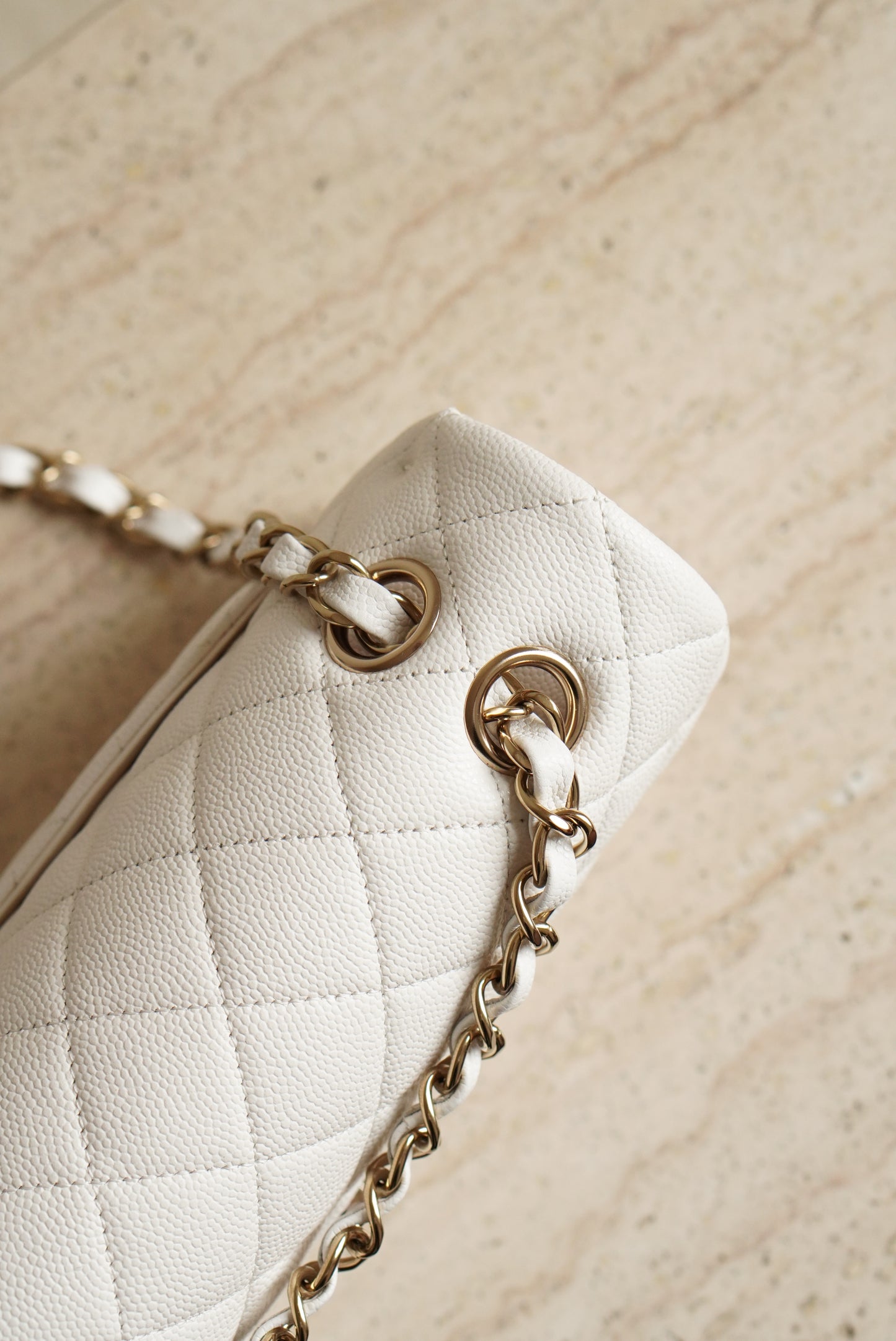 CHANEL CLASSIC 22B SMALL DOUBLE FLAP | WHITE