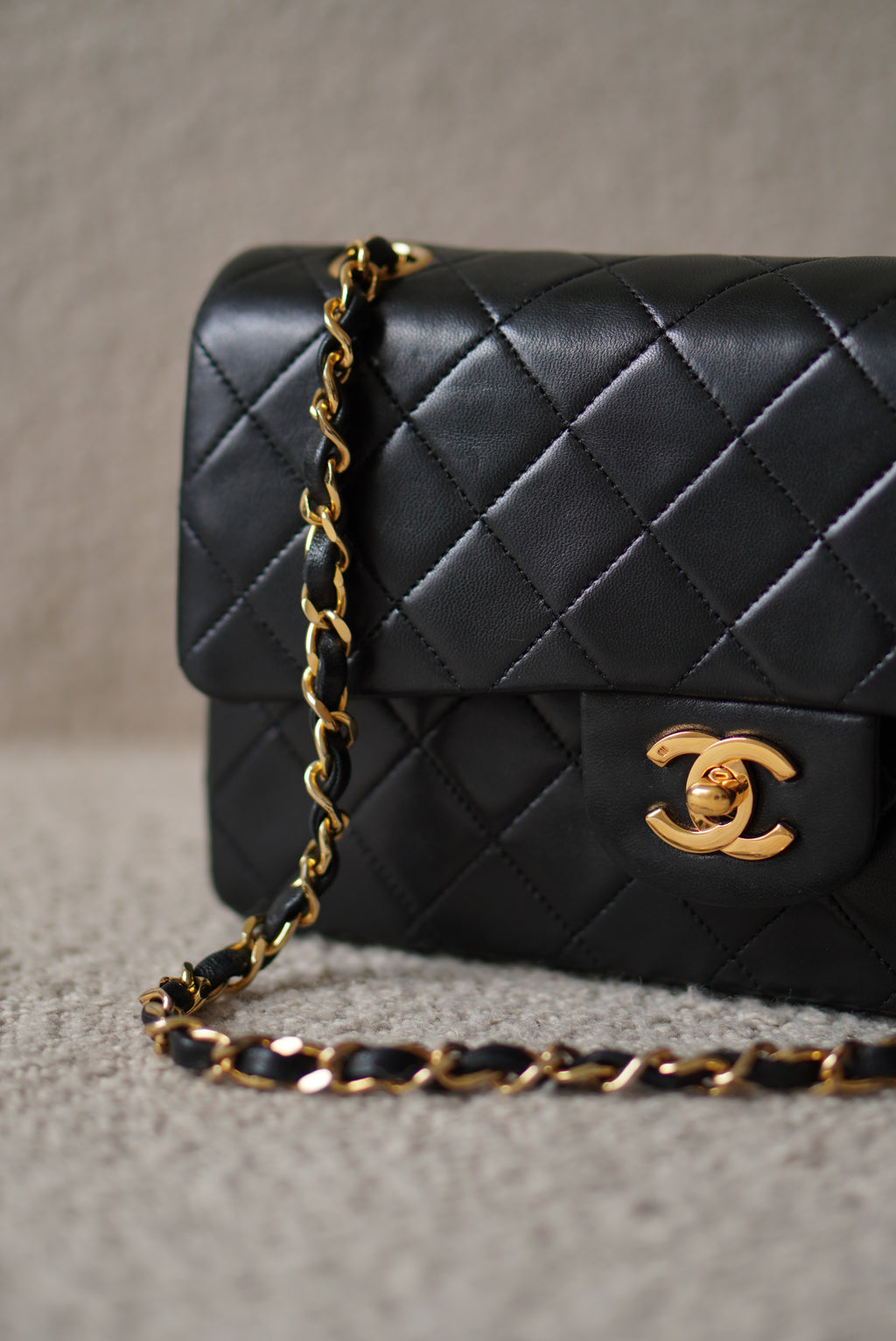 CHANEL CLASSIC SMALL DOUBLE FLAP