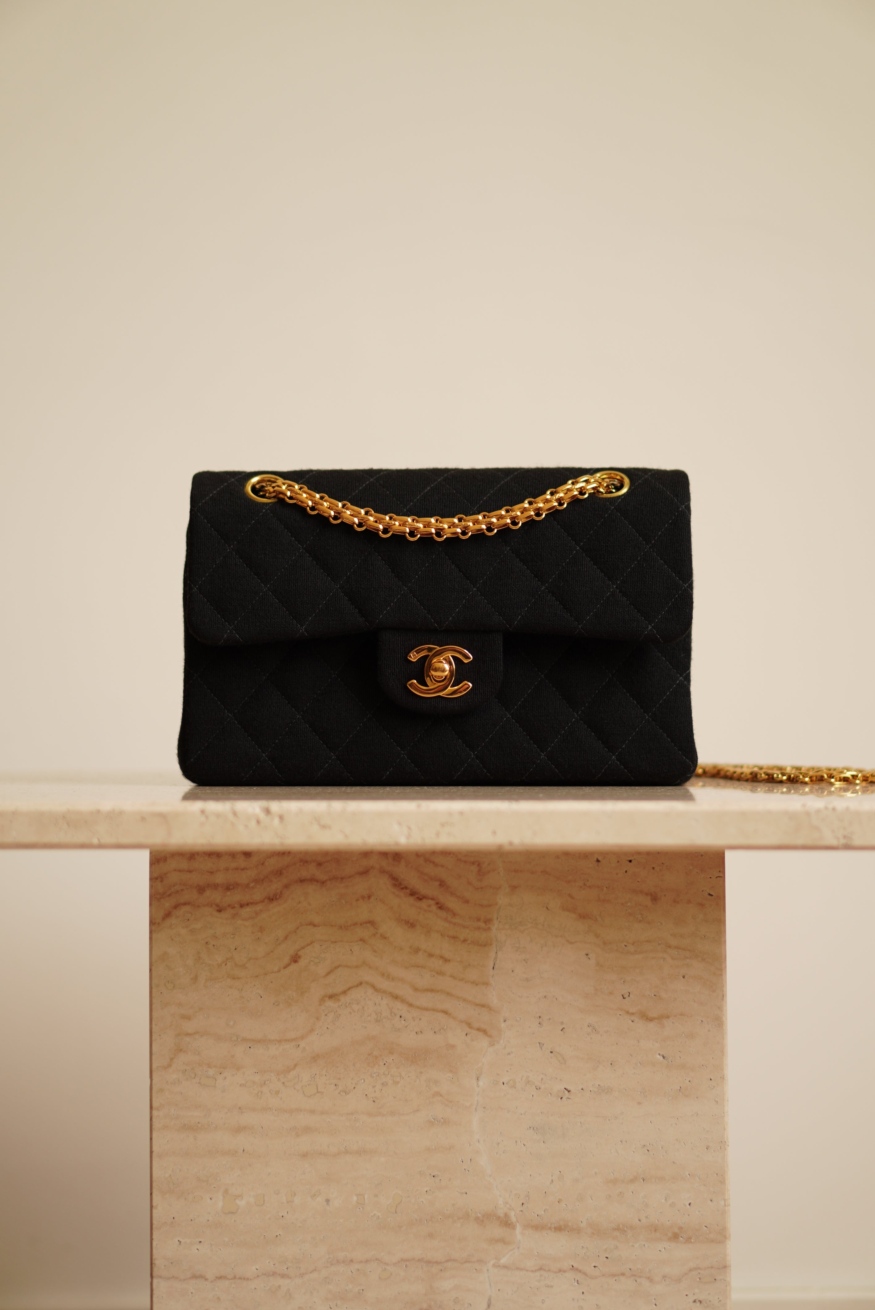 CHANEL CLASSIC SMALL DOUBLE FLAP