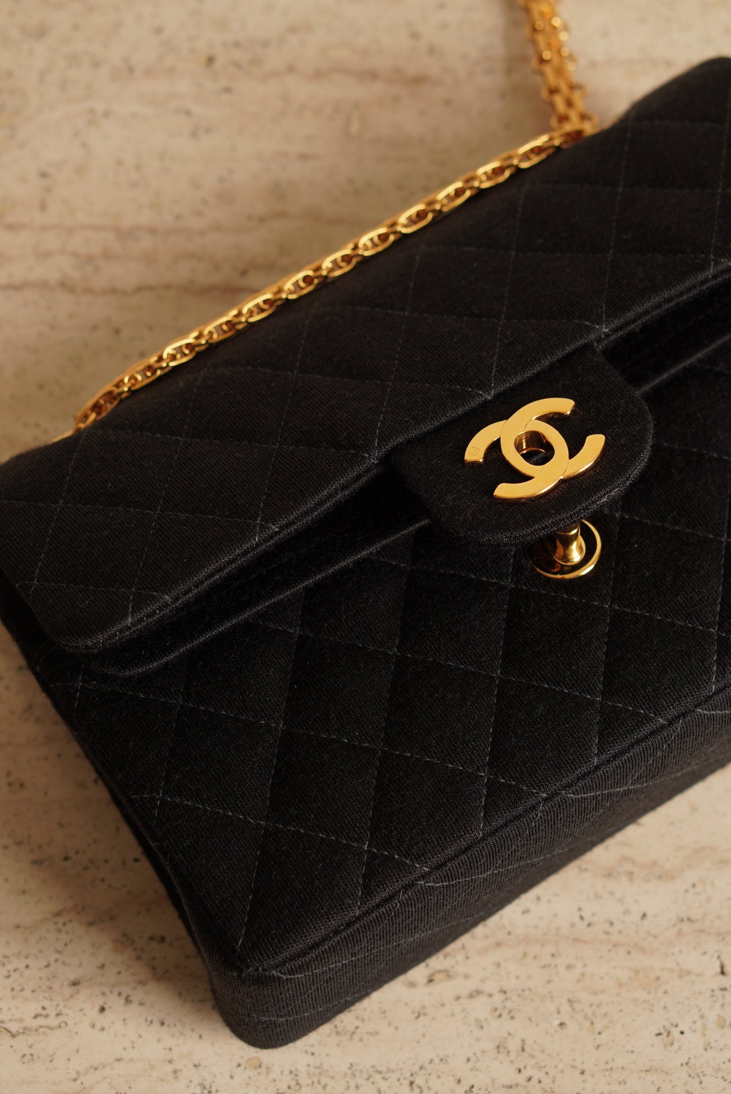 CHANEL CLASSIC SMALL DOUBLE FLAP